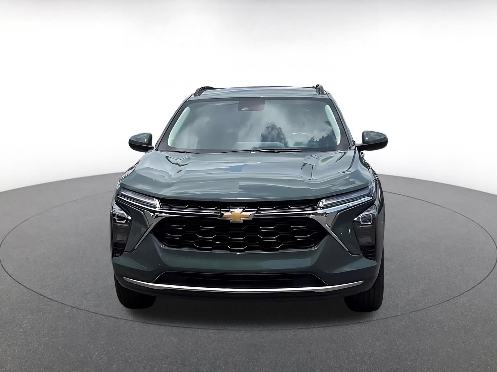 Thumbnail: 2025 Chevrolet Trax - 4
