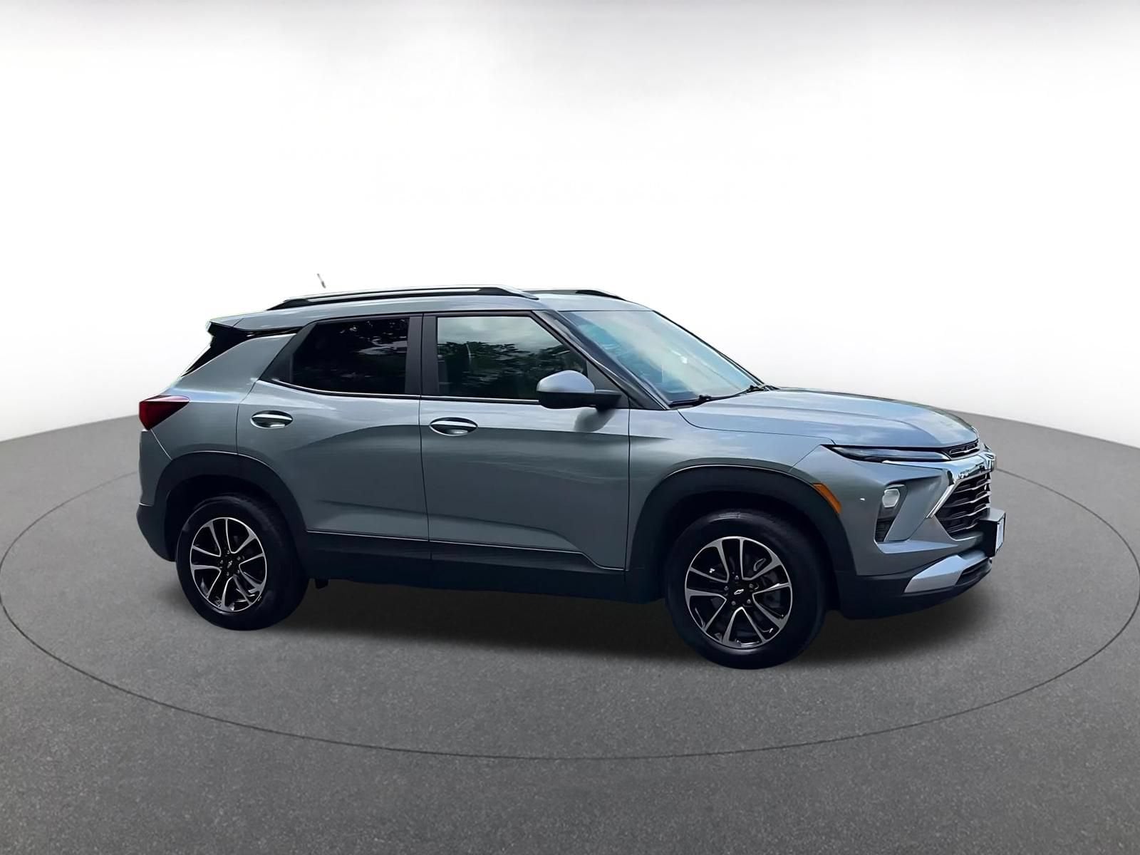 Thumbnail: 2025 Chevrolet TrailBlazer - 2