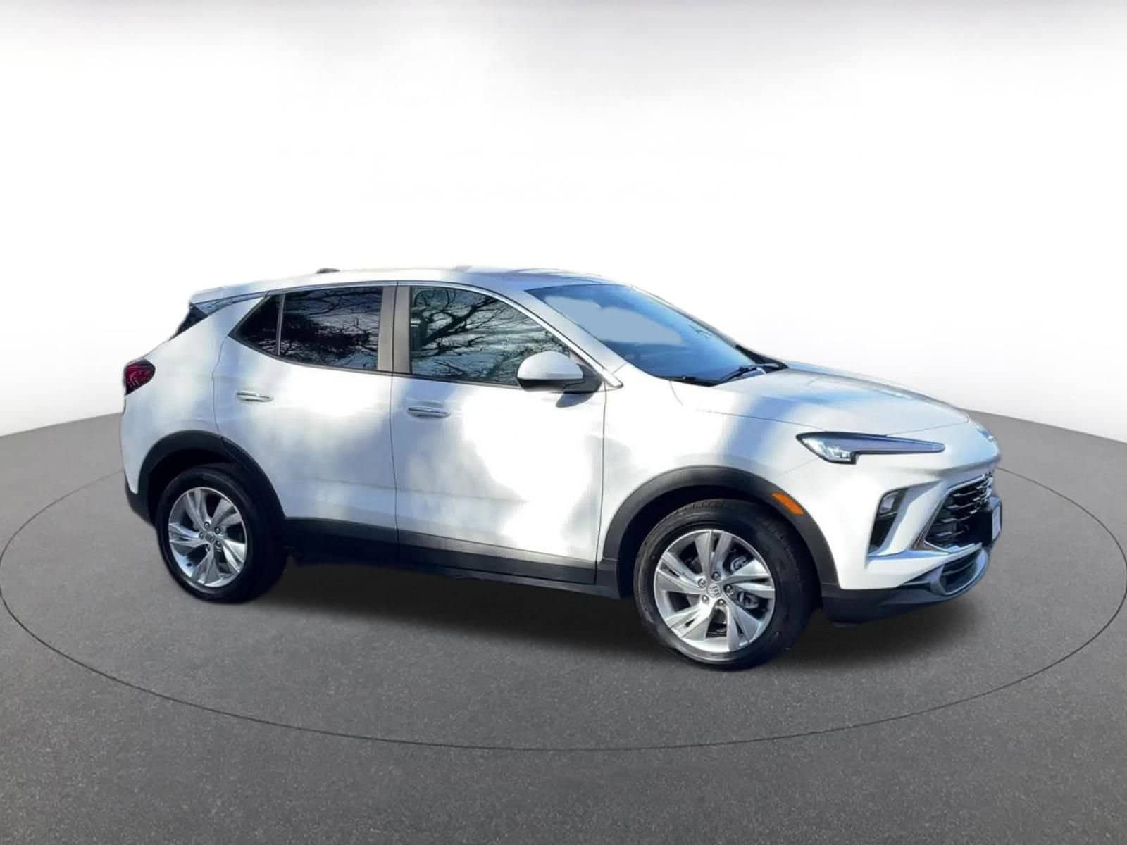 Thumbnail: 2025 Buick Encore GX - 2