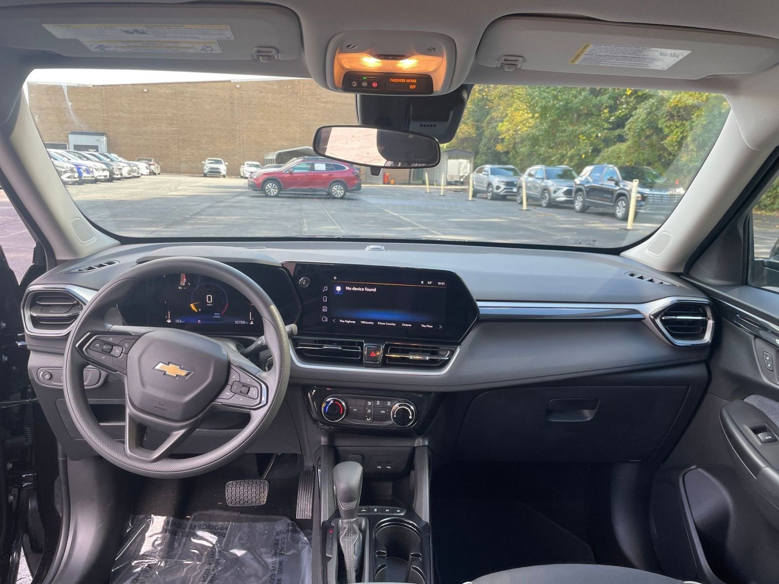 Thumbnail: 2025 Chevrolet TrailBlazer - 29