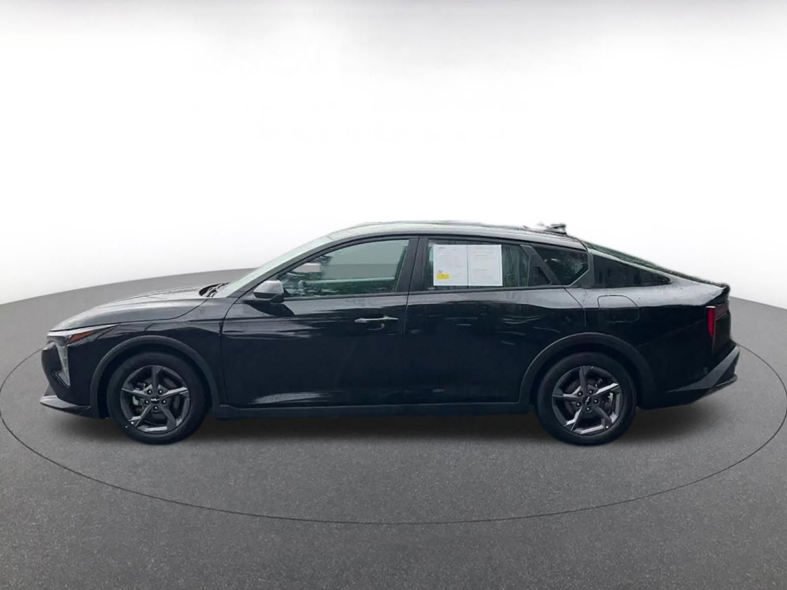 Thumbnail: 2025 Kia K4 - 10