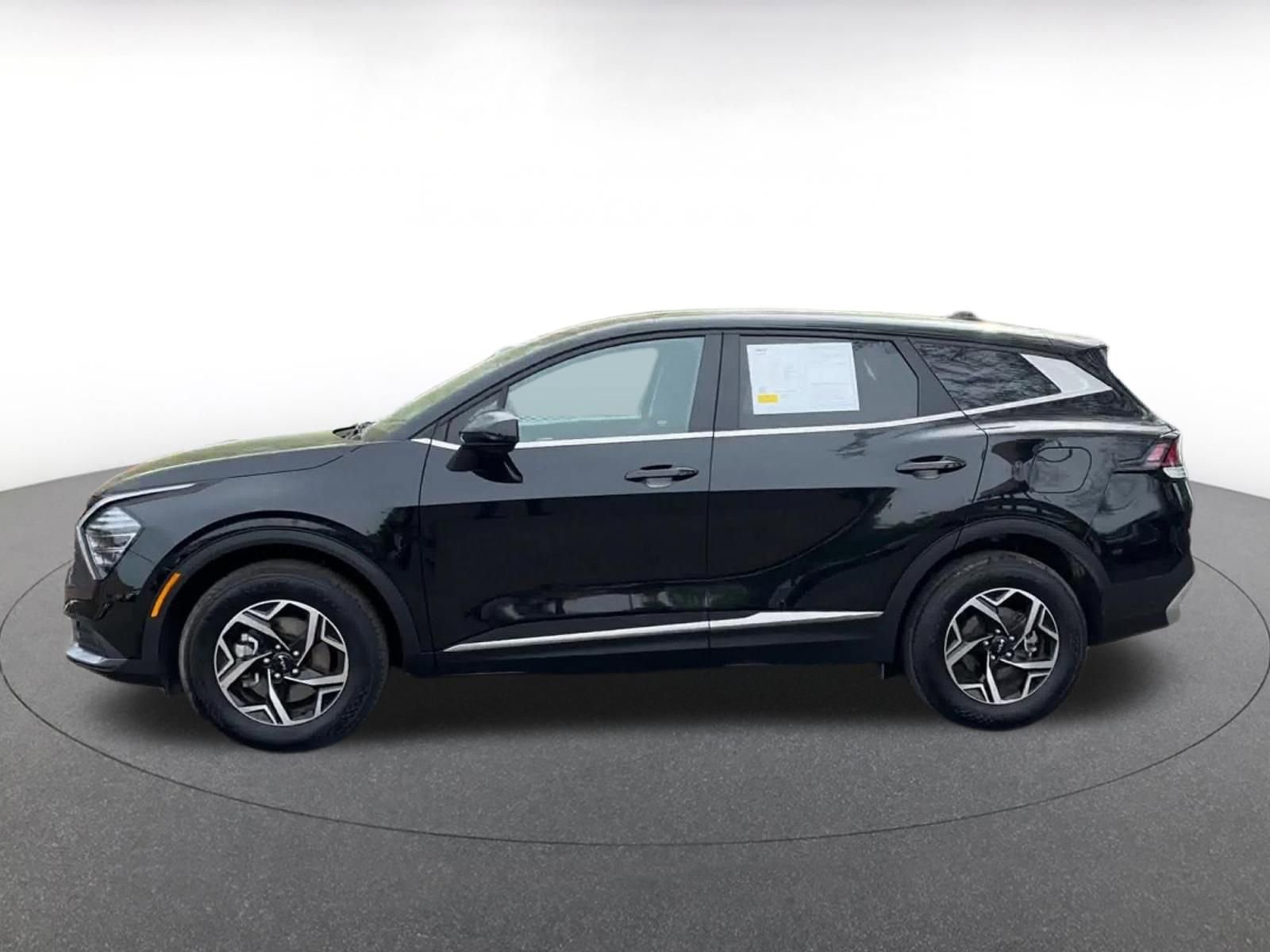 Thumbnail: 2025 Kia Sportage - 8