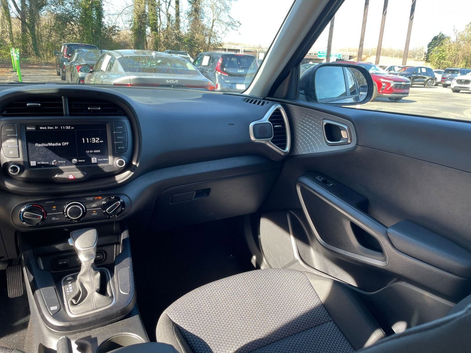 Thumbnail: 2025 Kia Soul - 29