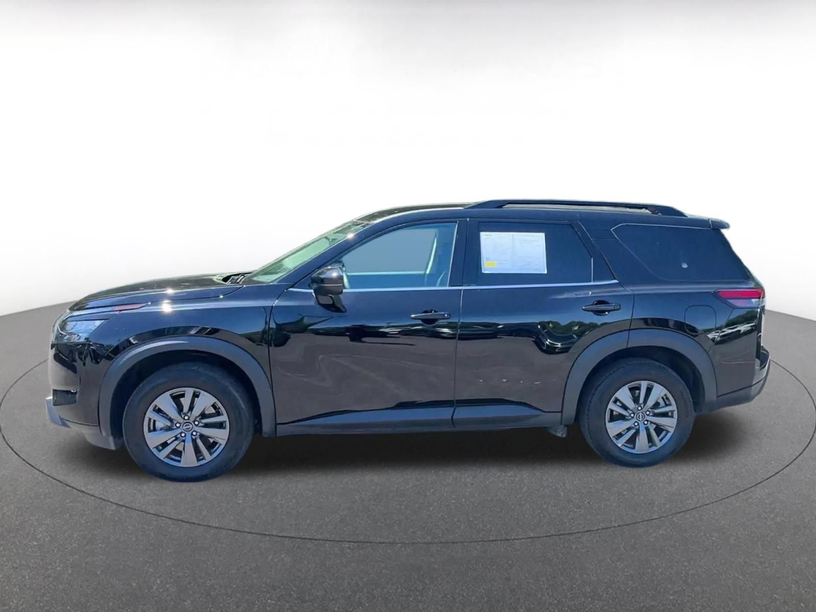 Thumbnail: 2025 Nissan Pathfinder - 9