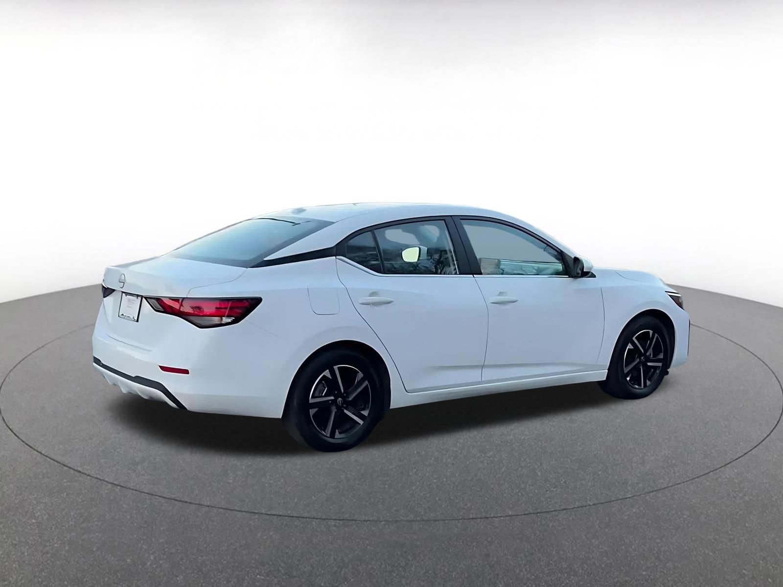 Thumbnail: 2025 Nissan Sentra - 14