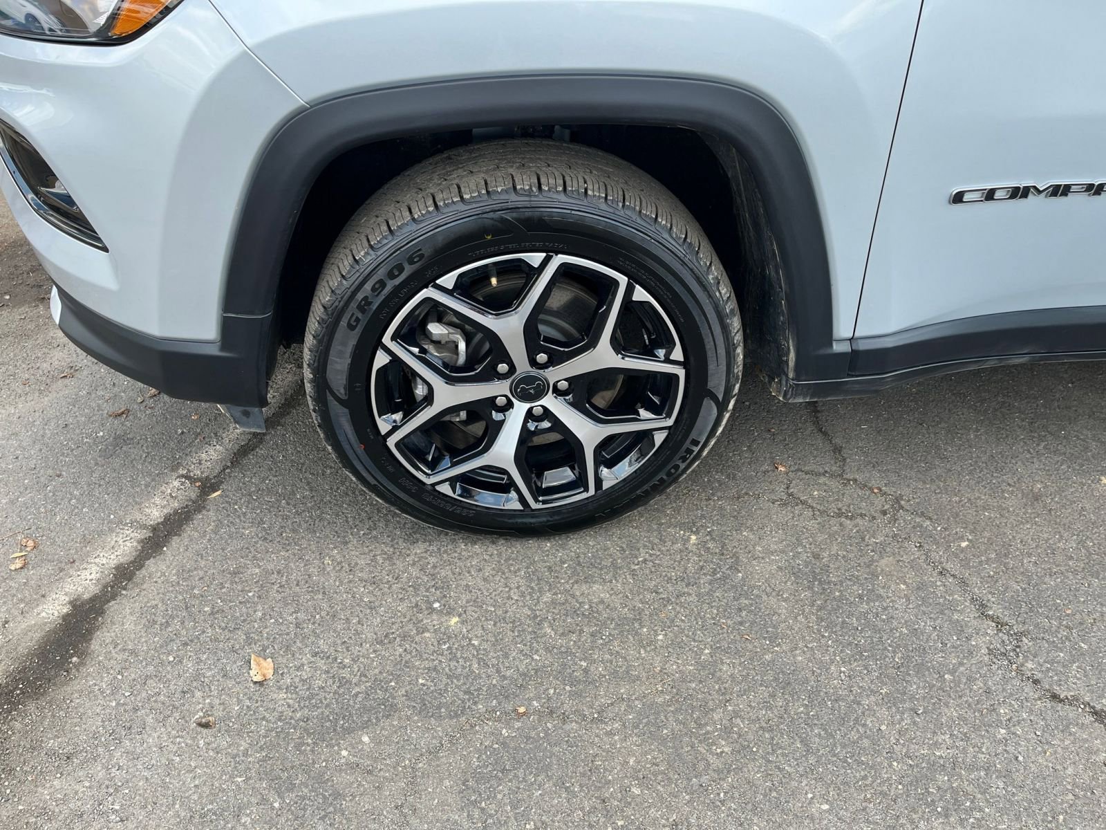 Thumbnail: 2025 Jeep Compass - 31