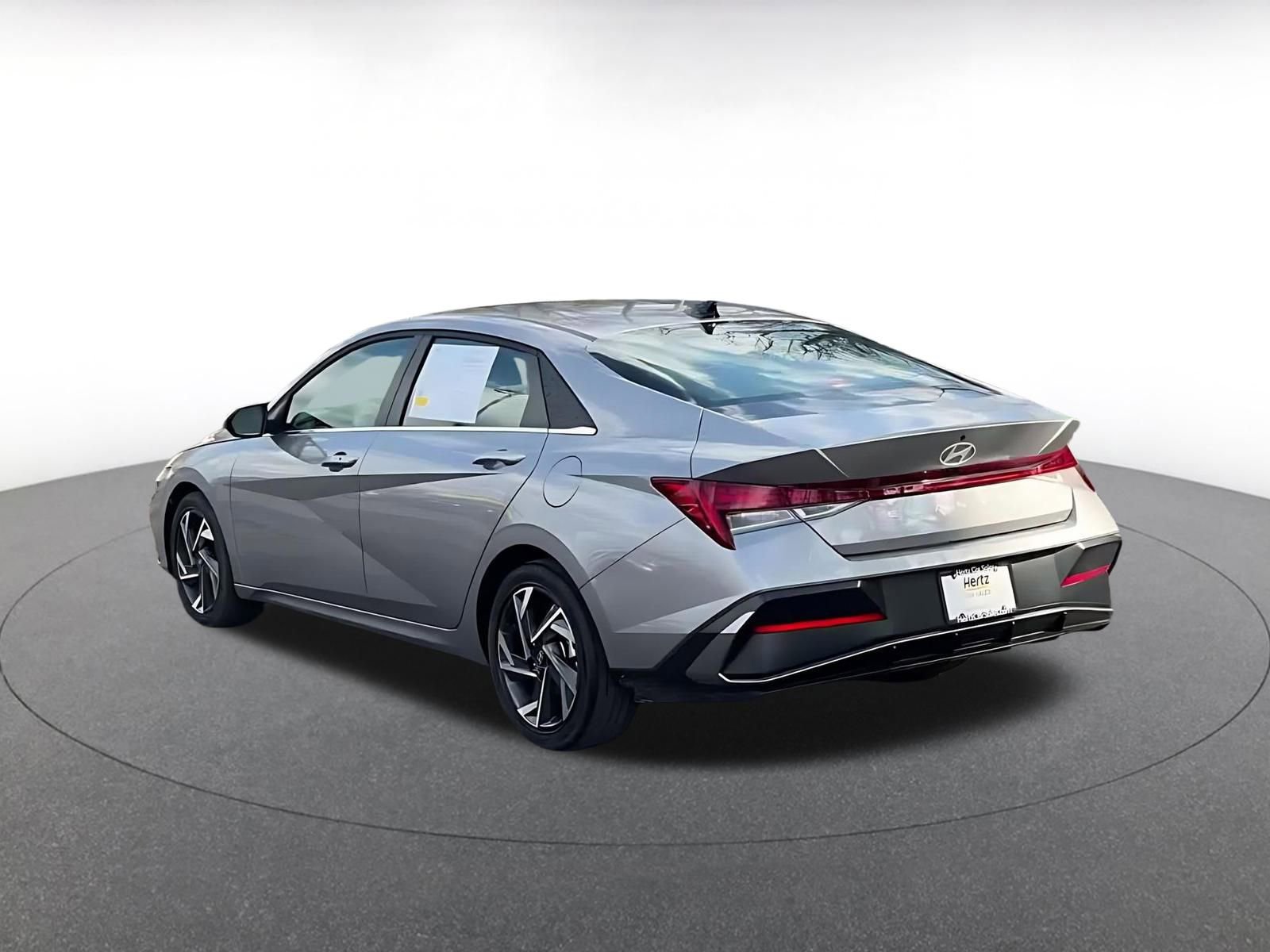 Thumbnail: 2025 Hyundai Elantra - 11