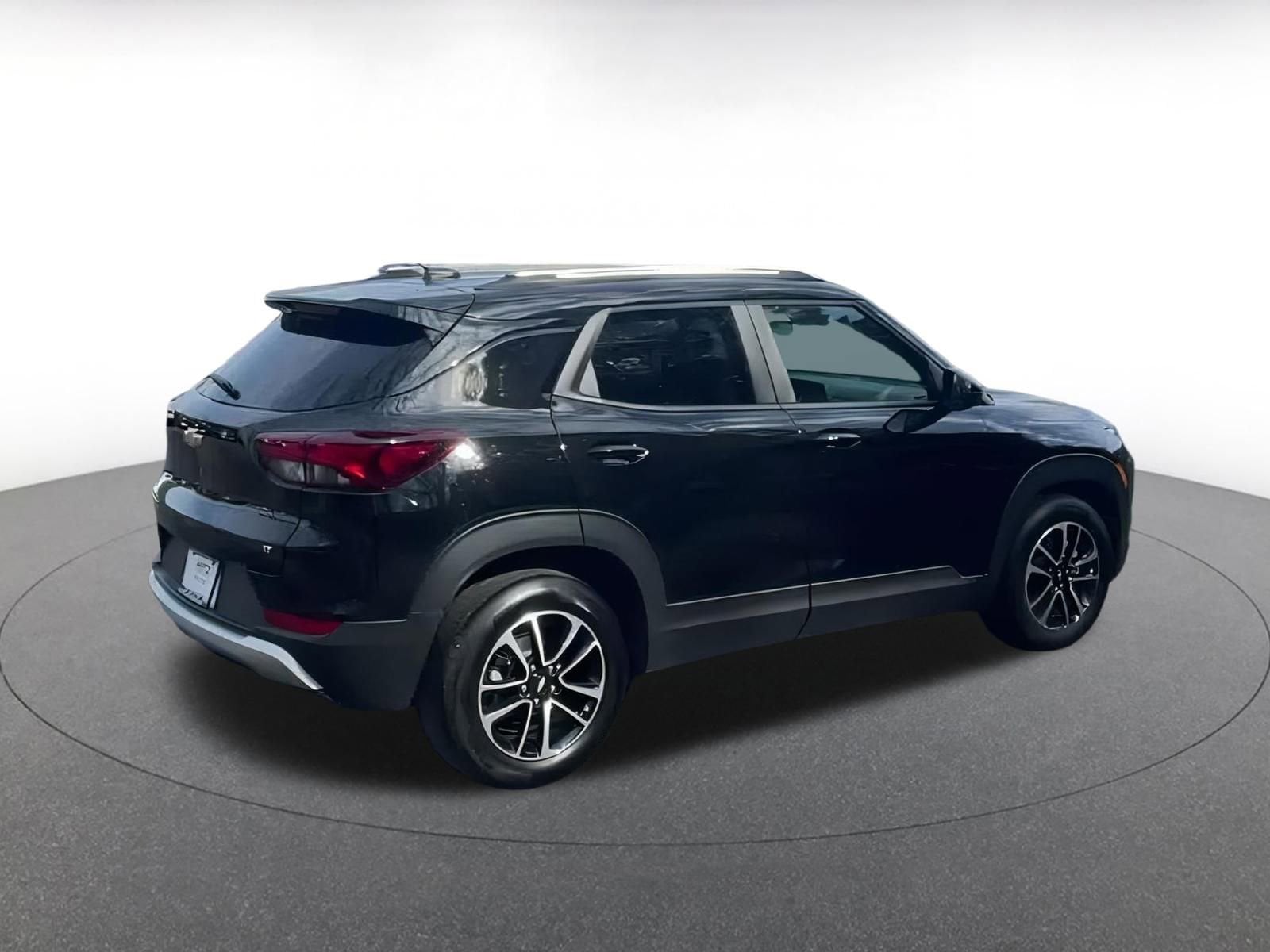 Thumbnail: 2025 Chevrolet TrailBlazer - 12