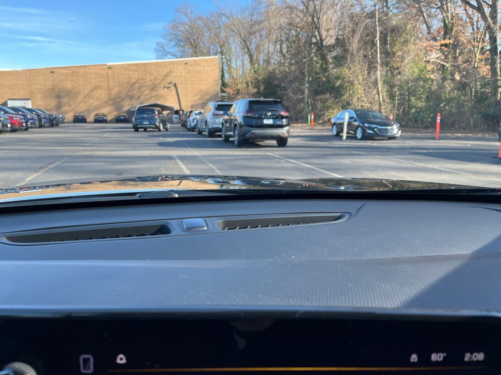 Thumbnail: 2025 Chevrolet Trax - 18