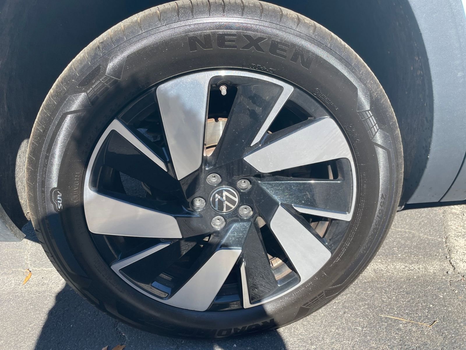 Thumbnail: 2025 Volkswagen Atlas - 25