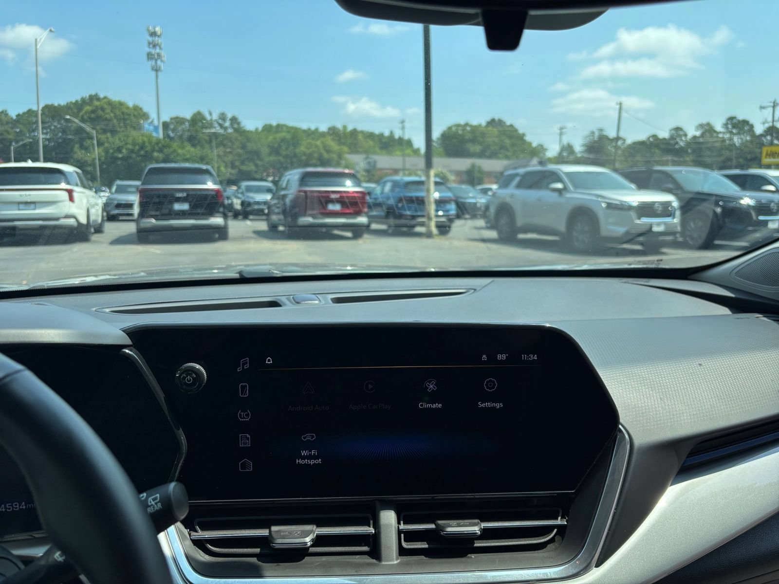 Thumbnail: 2025 Chevrolet Trax - 17