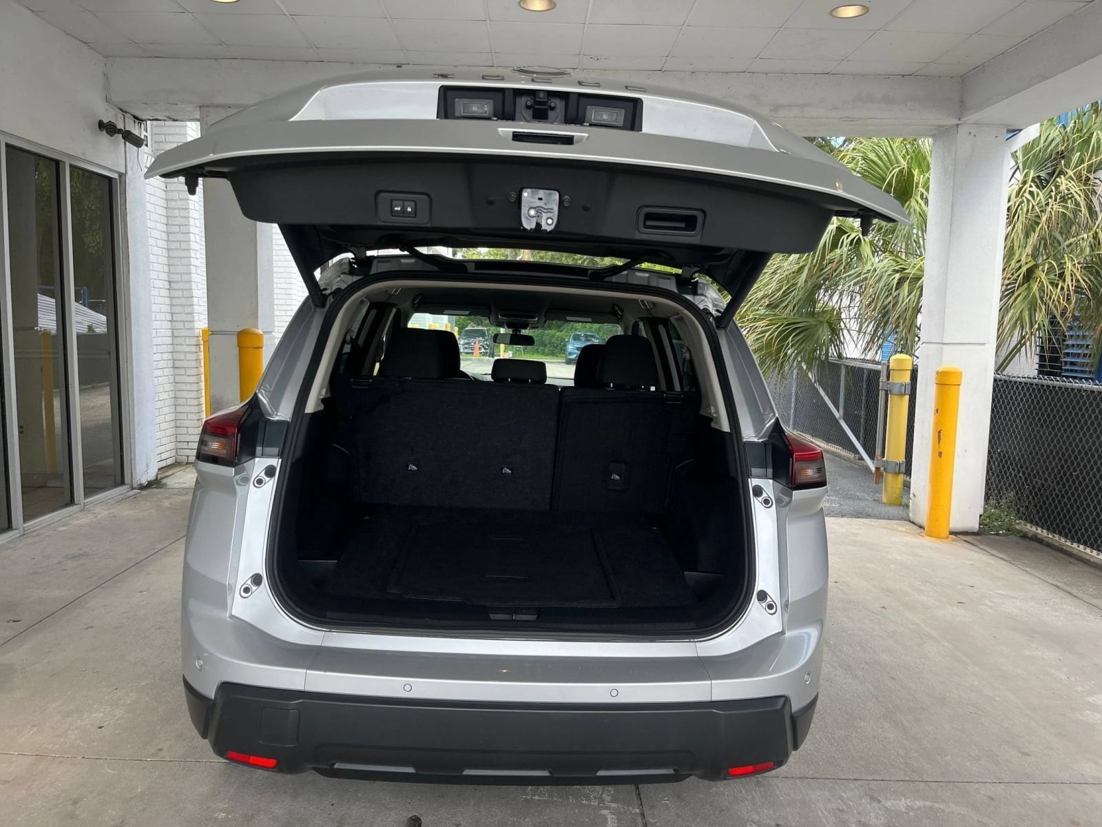Thumbnail: 2025 Nissan Rogue - 28