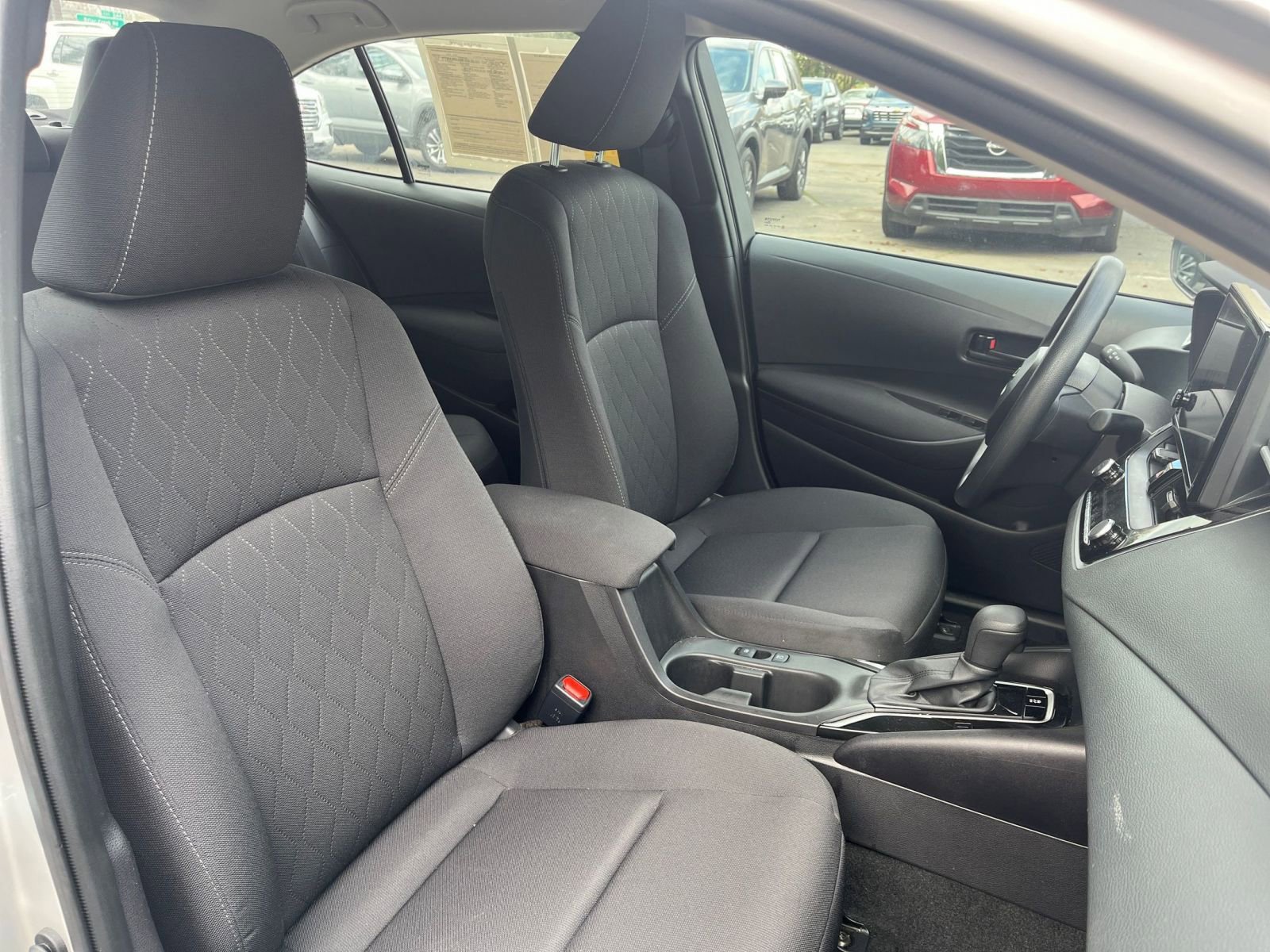 Thumbnail: 2025 Toyota Corolla - 34