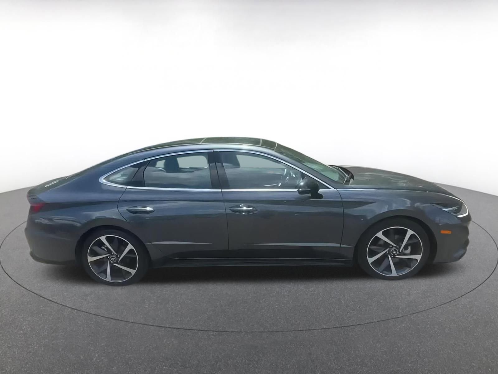 Thumbnail: 2023 Hyundai Sonata - 15
