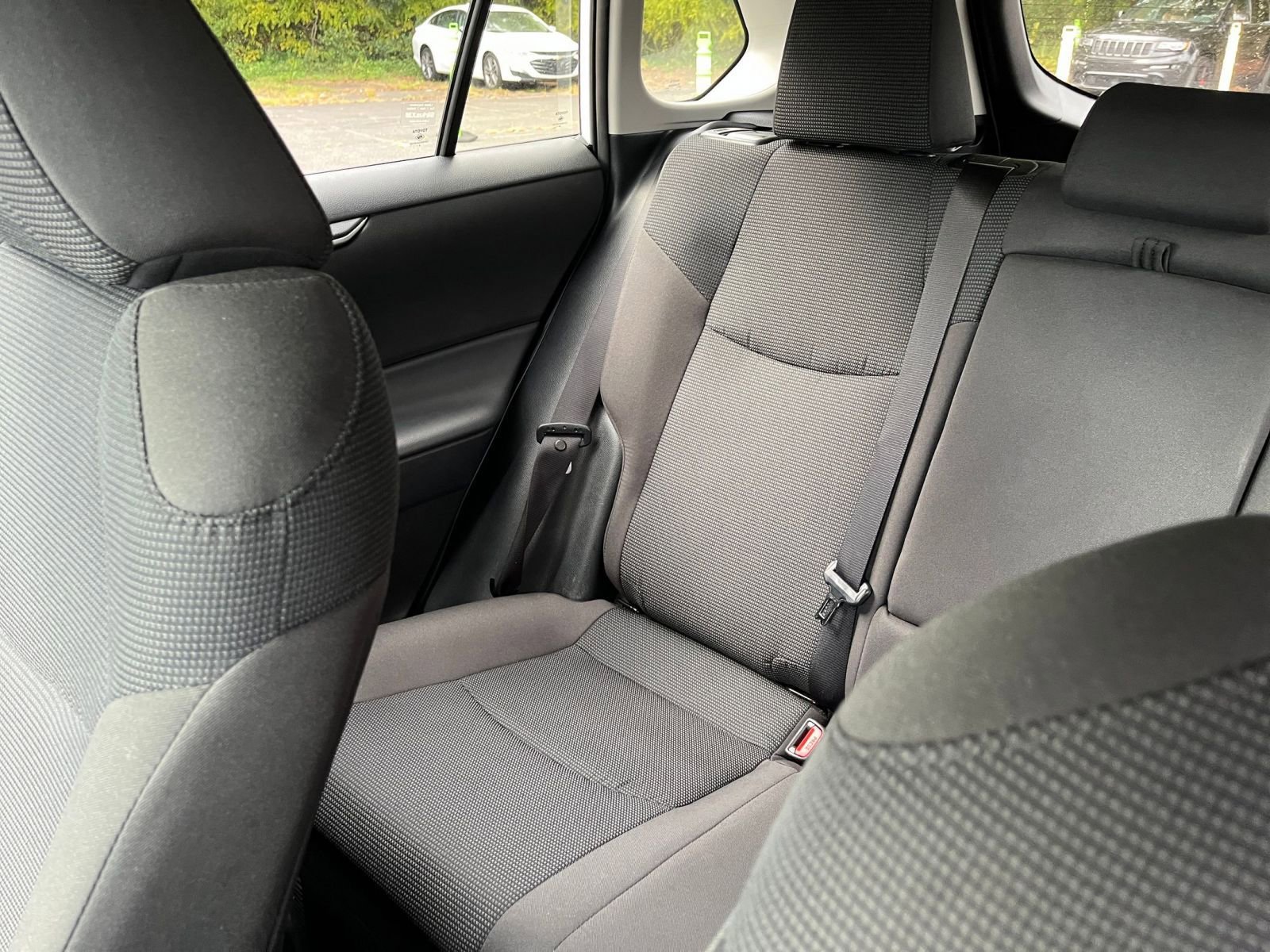 Thumbnail: 2025 Toyota RAV4 - 35