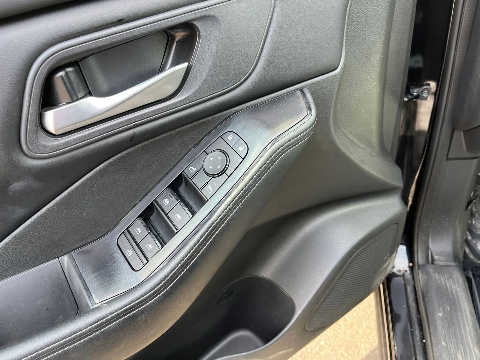 Thumbnail: 2025 Nissan Rogue - 18