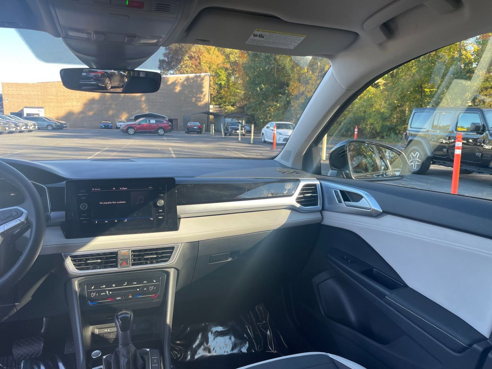 Thumbnail: 2025 Volkswagen Taos - 31