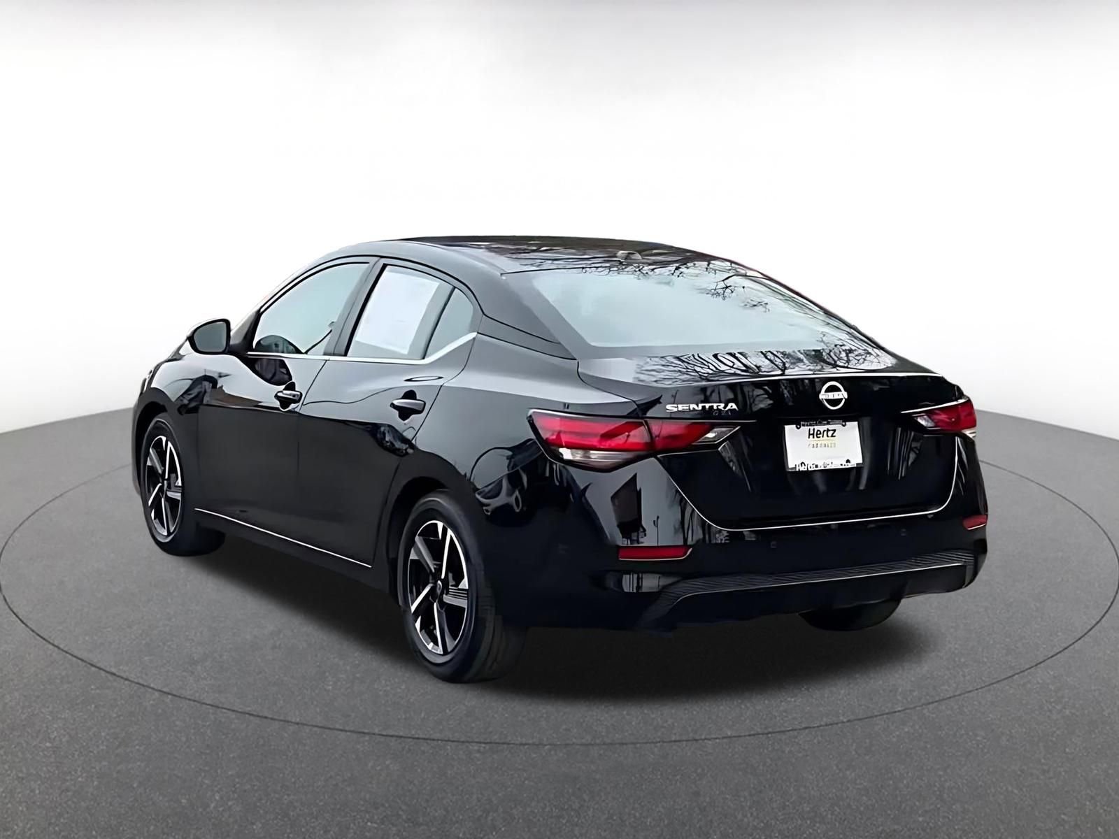 Thumbnail: 2025 Nissan Sentra - 11