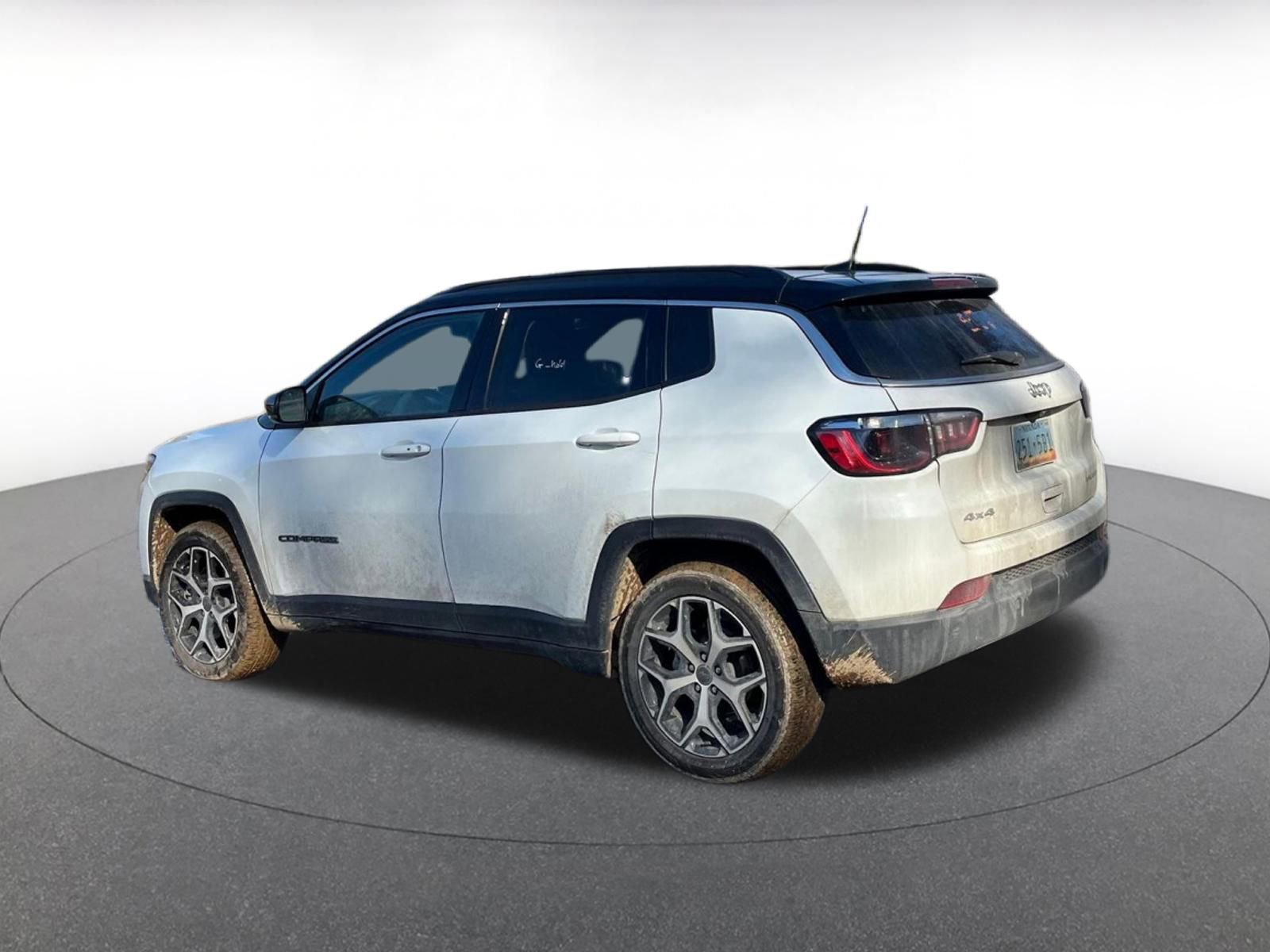 Thumbnail: 2025 Jeep Compass - 11