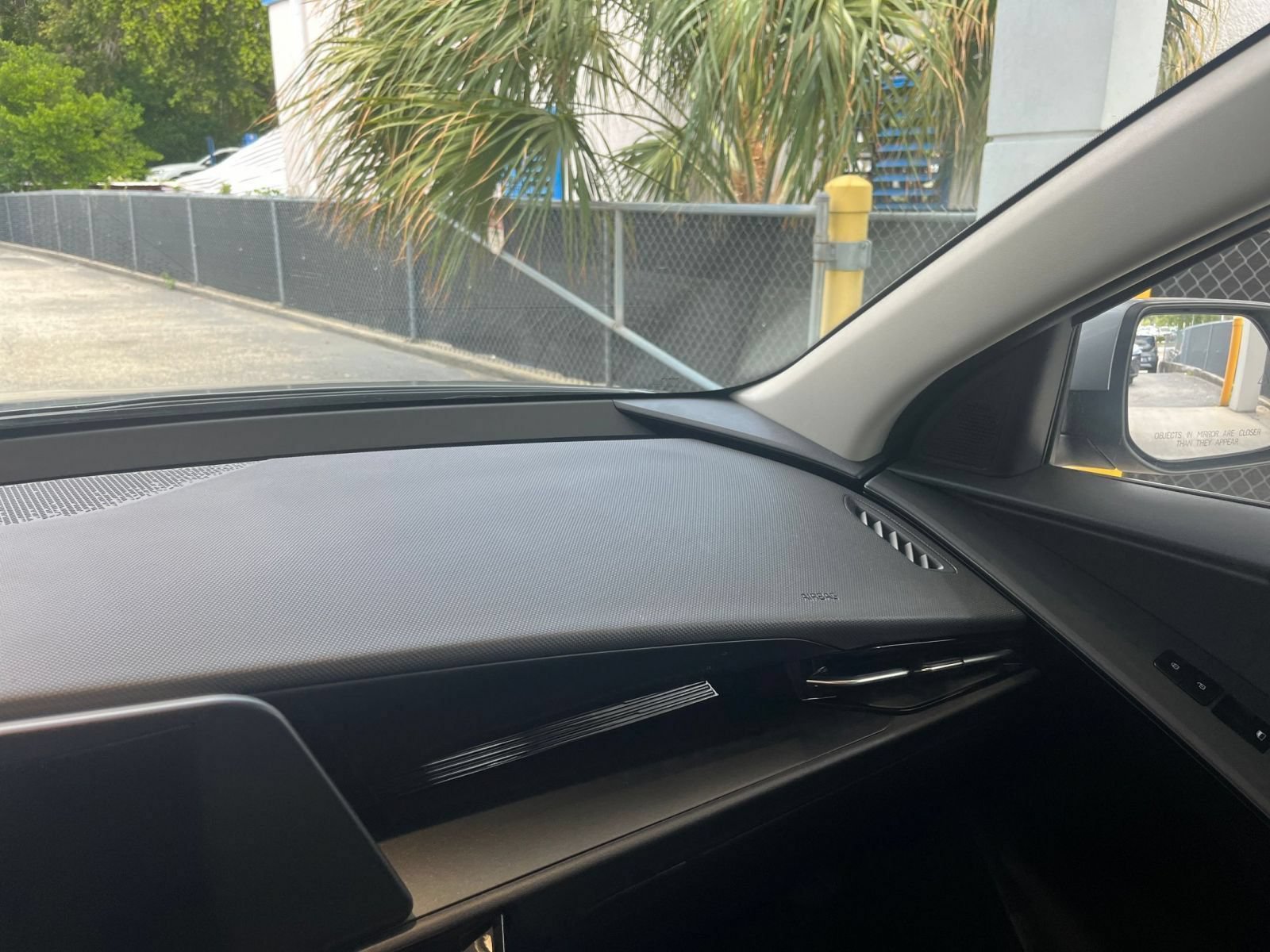 Thumbnail: 2026 Kia Niro - 33