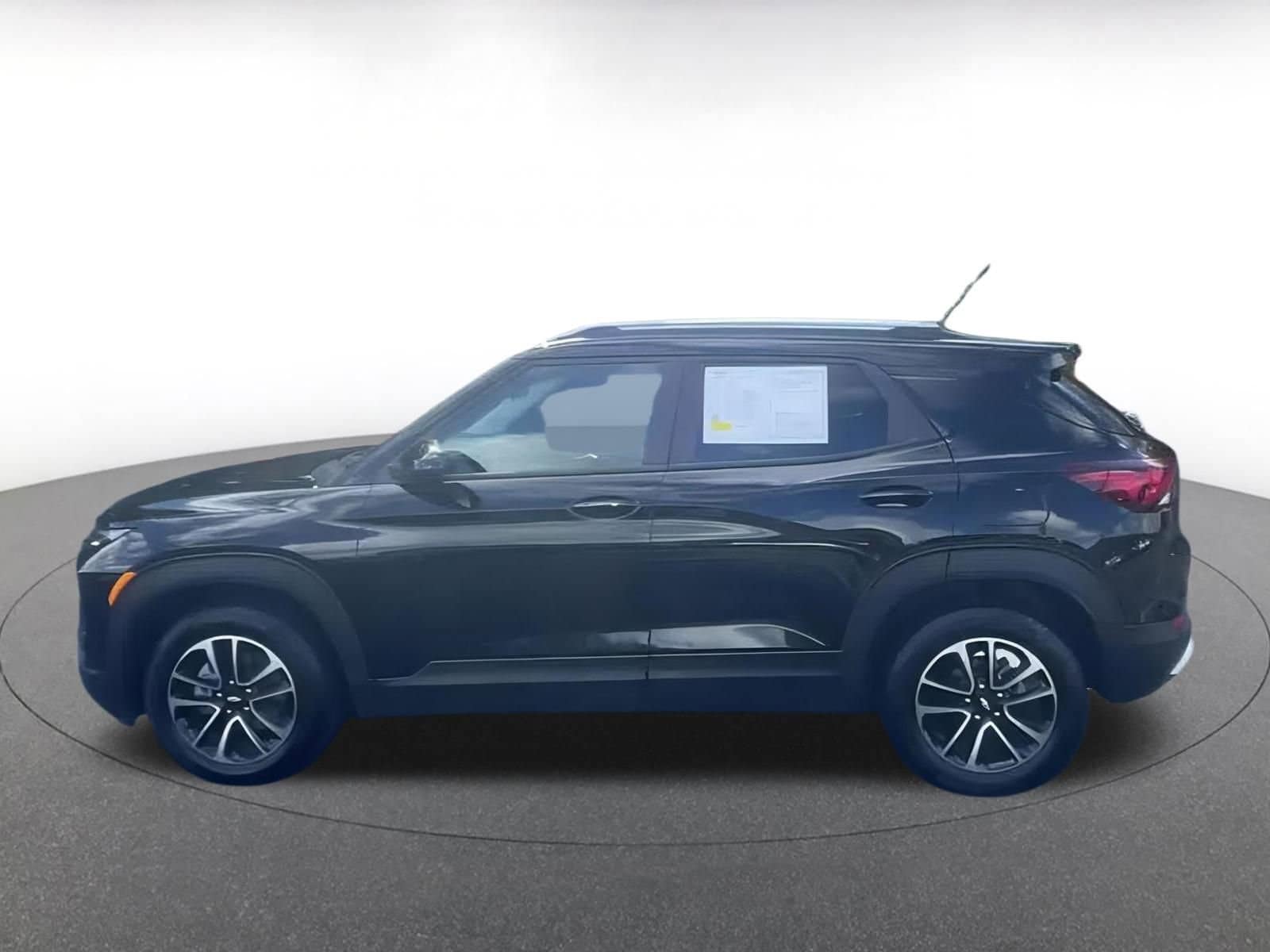 Thumbnail: 2025 Chevrolet TrailBlazer - 9