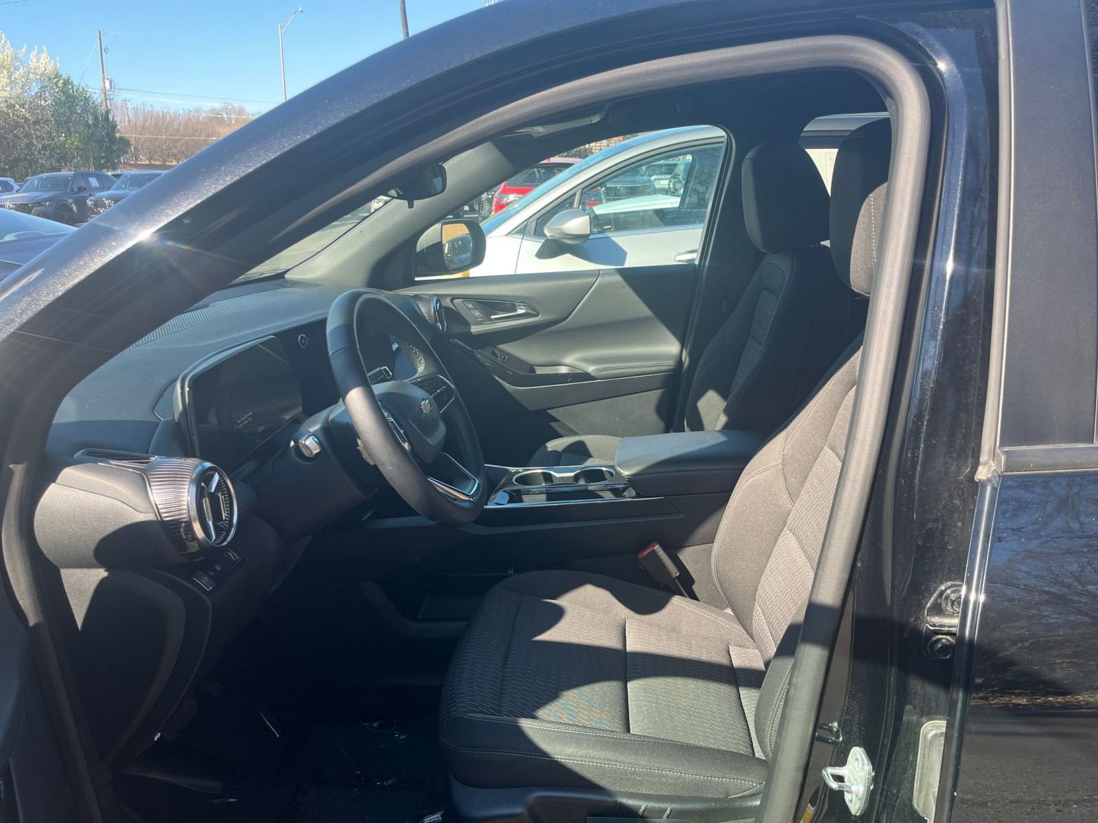 Thumbnail: 2025 Chevrolet Equinox - 28