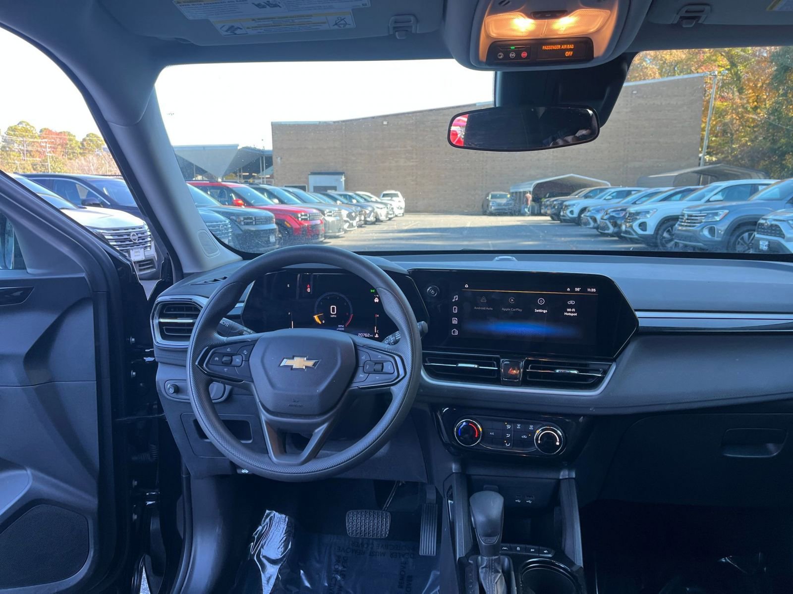 Thumbnail: 2025 Chevrolet TrailBlazer - 30