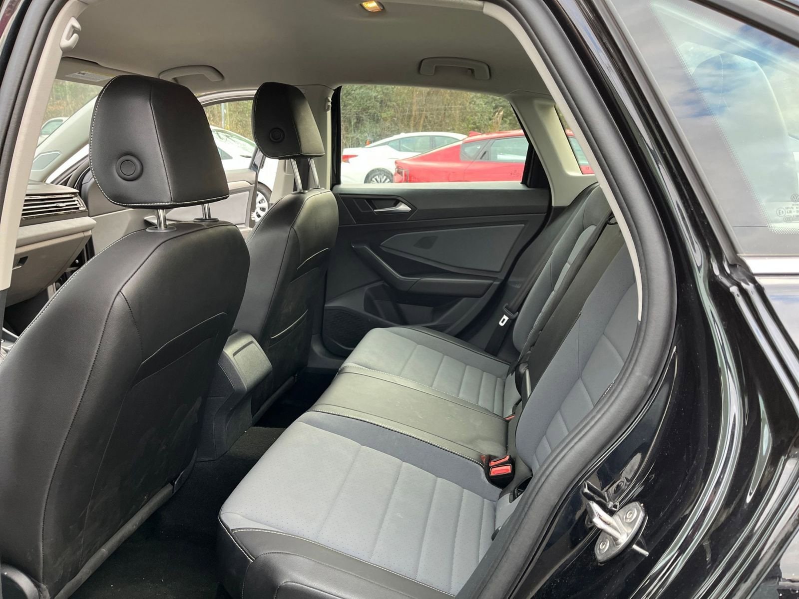 Thumbnail: 2025 Volkswagen Jetta - 25