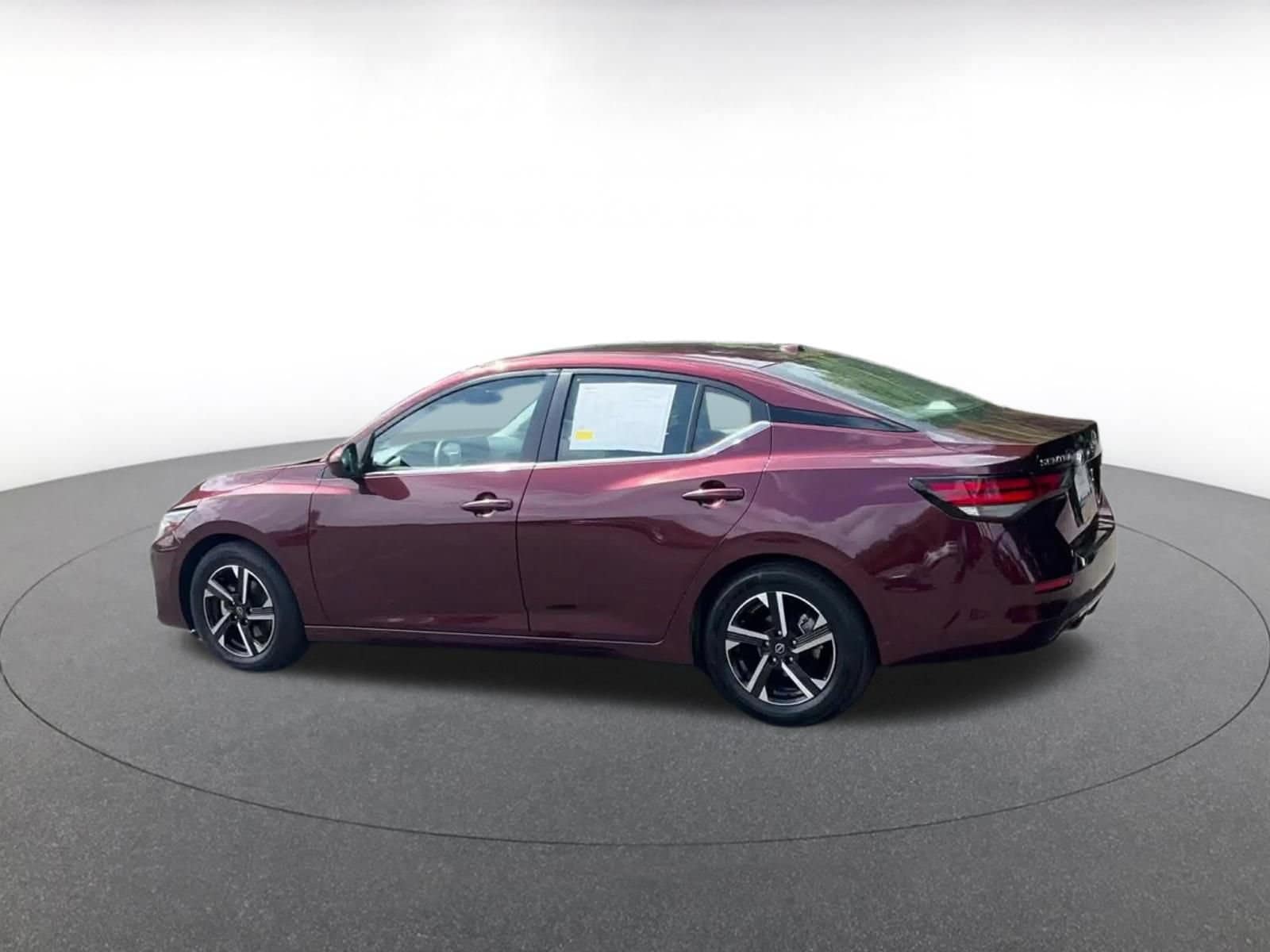 Thumbnail: 2025 Nissan Sentra - 8