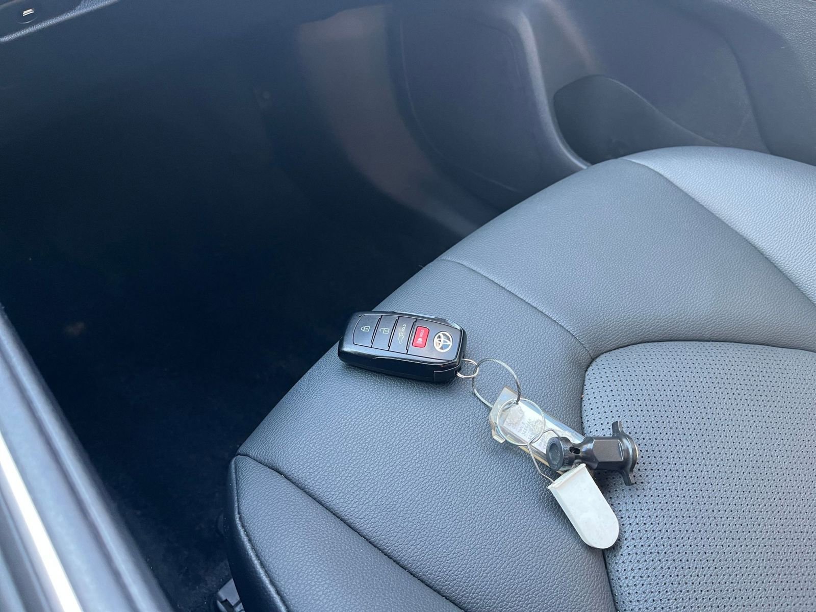 Thumbnail: 2025 Toyota Grand Highlander - 21