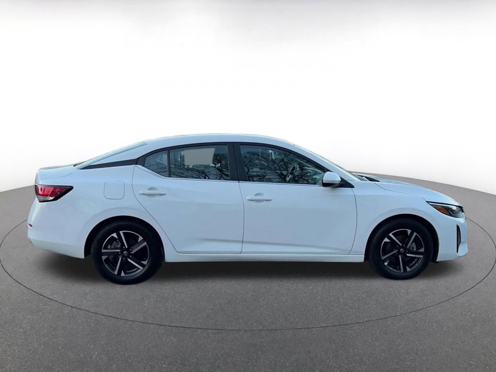 Thumbnail: 2025 Nissan Sentra - 15