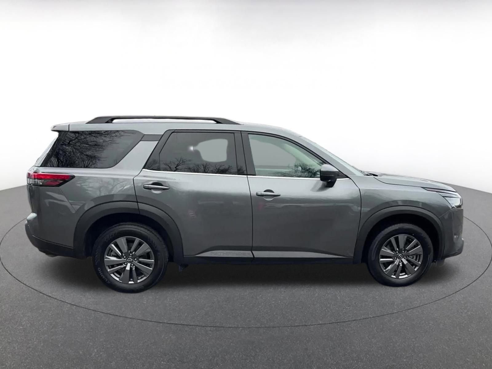 Thumbnail: 2025 Nissan Pathfinder - 16