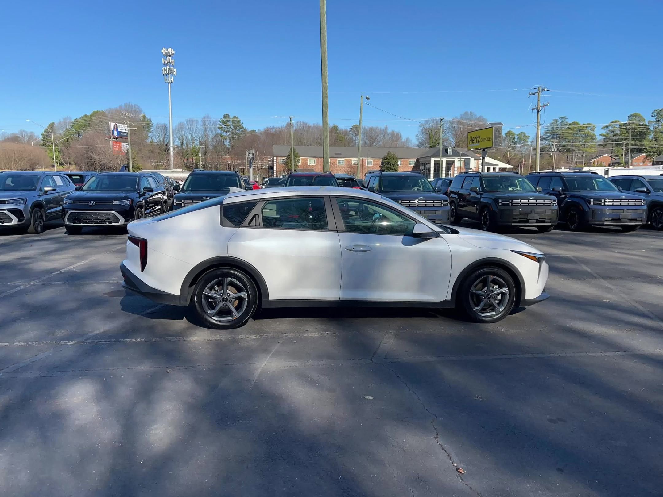 Thumbnail: 2025 Kia K4 - 4