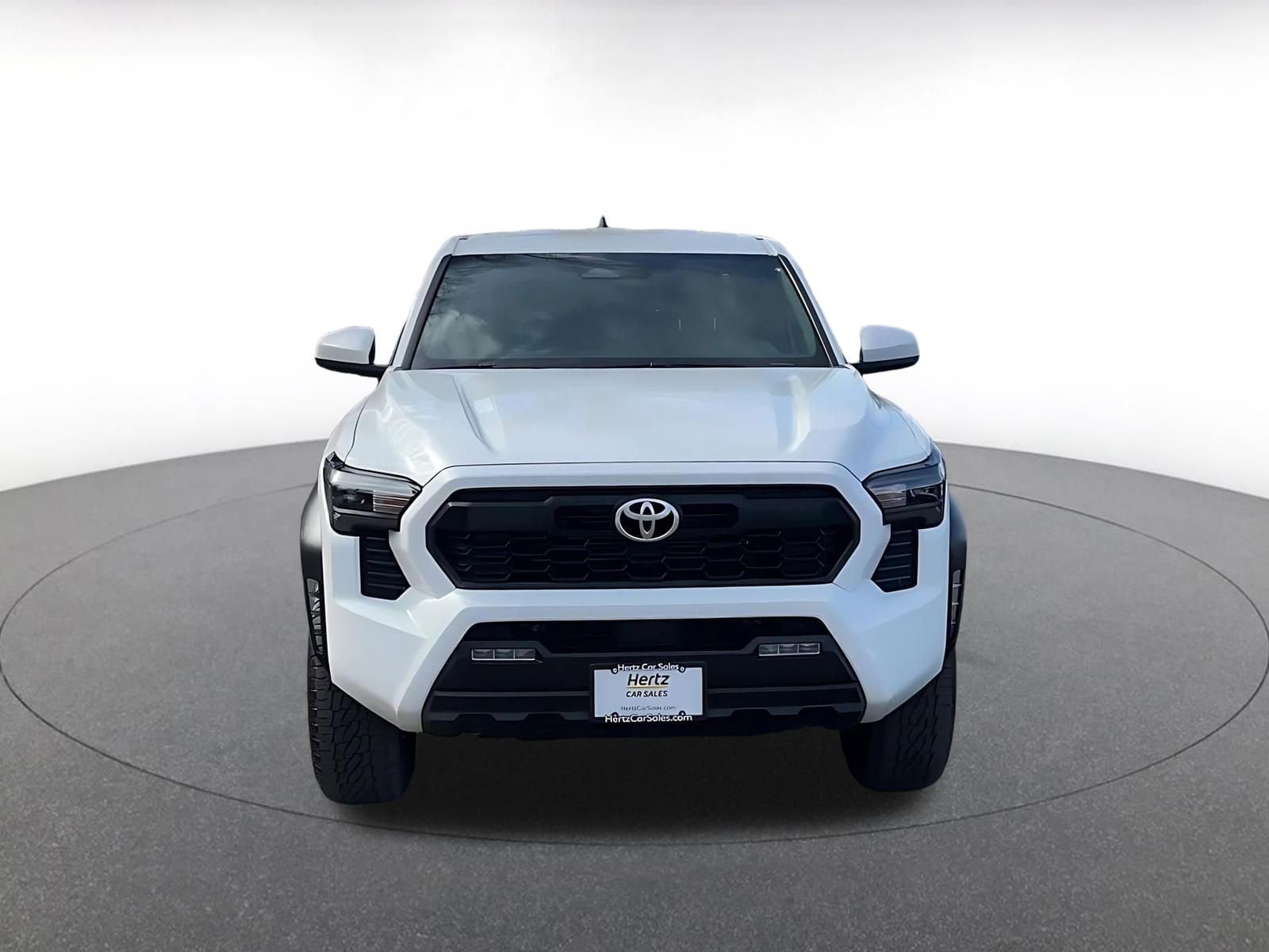 Thumbnail: 2025 Toyota Tacoma - 4