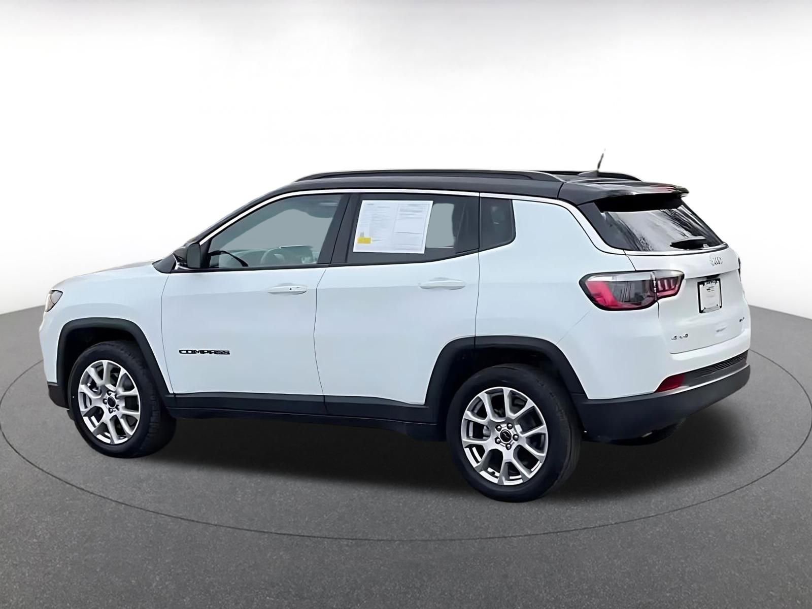 Thumbnail: 2025 Jeep Compass - 11