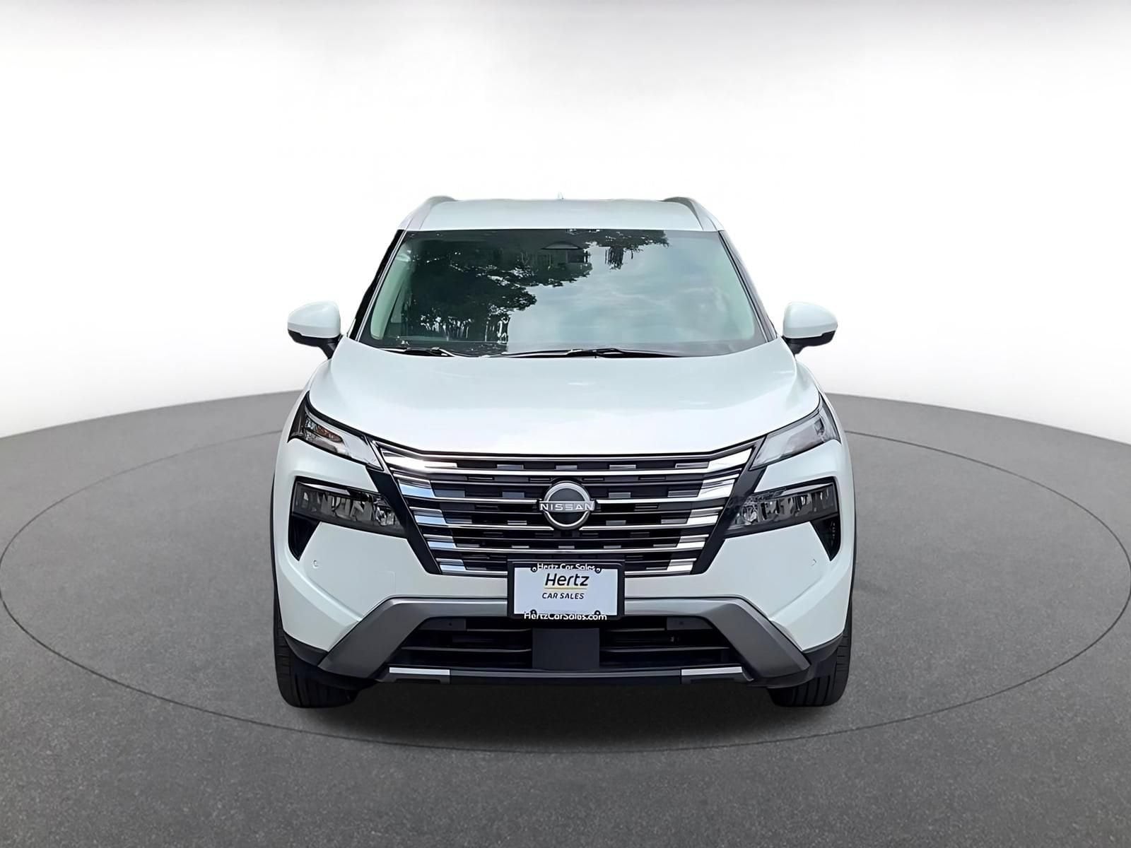 Thumbnail: 2026 Nissan Rogue - 4