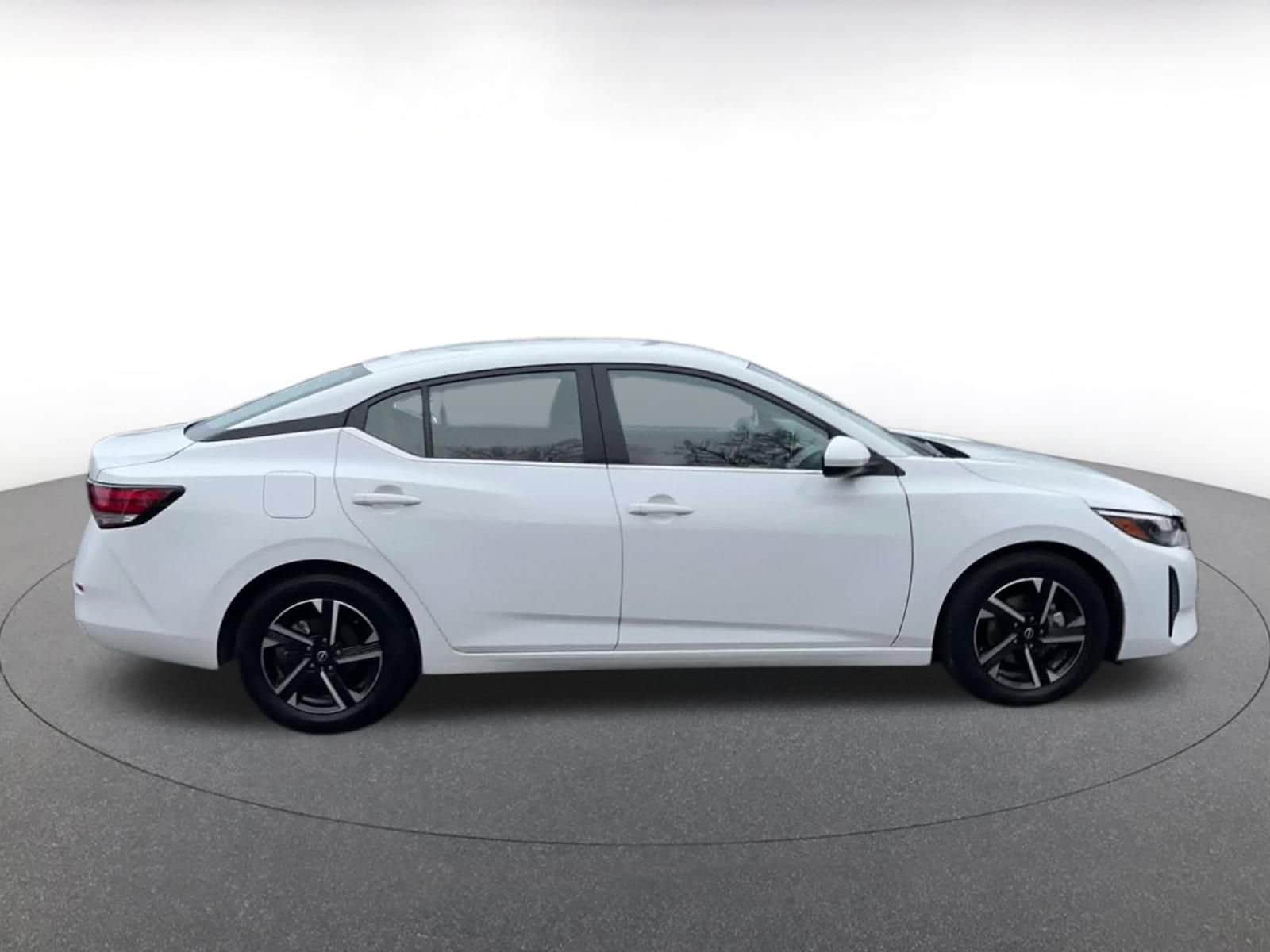 Thumbnail: 2025 Nissan Sentra - 16