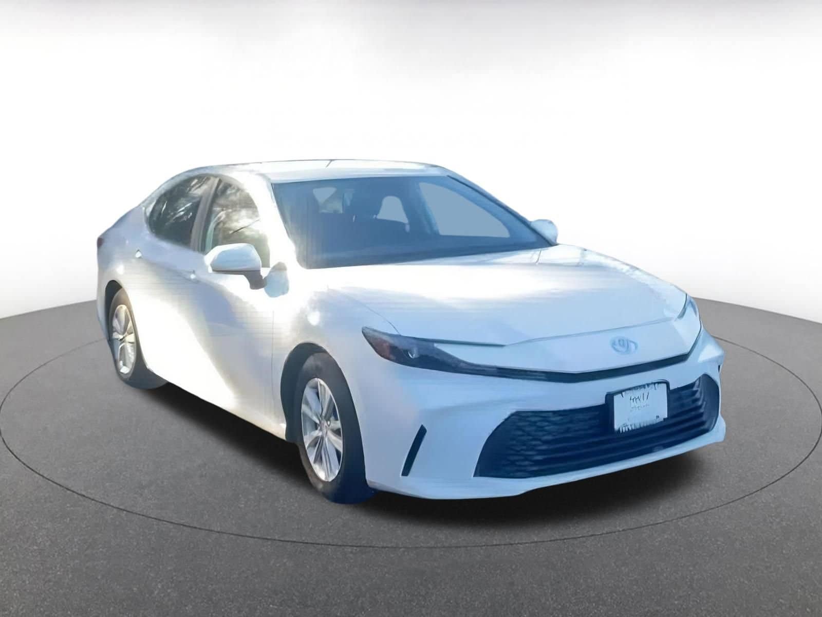 Thumbnail: 2025 Toyota Camry - 3