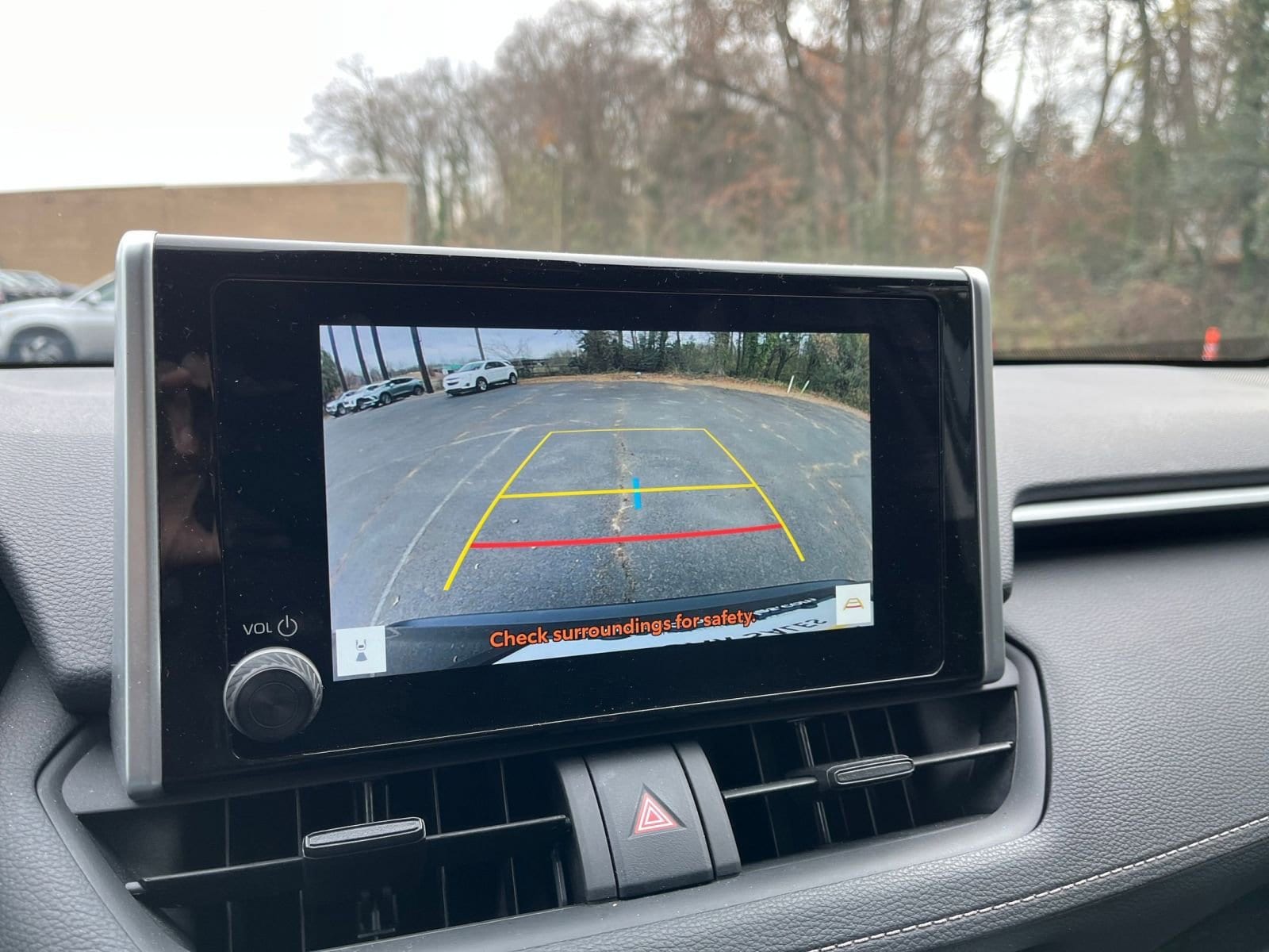 Thumbnail: 2025 Toyota RAV4 - 17