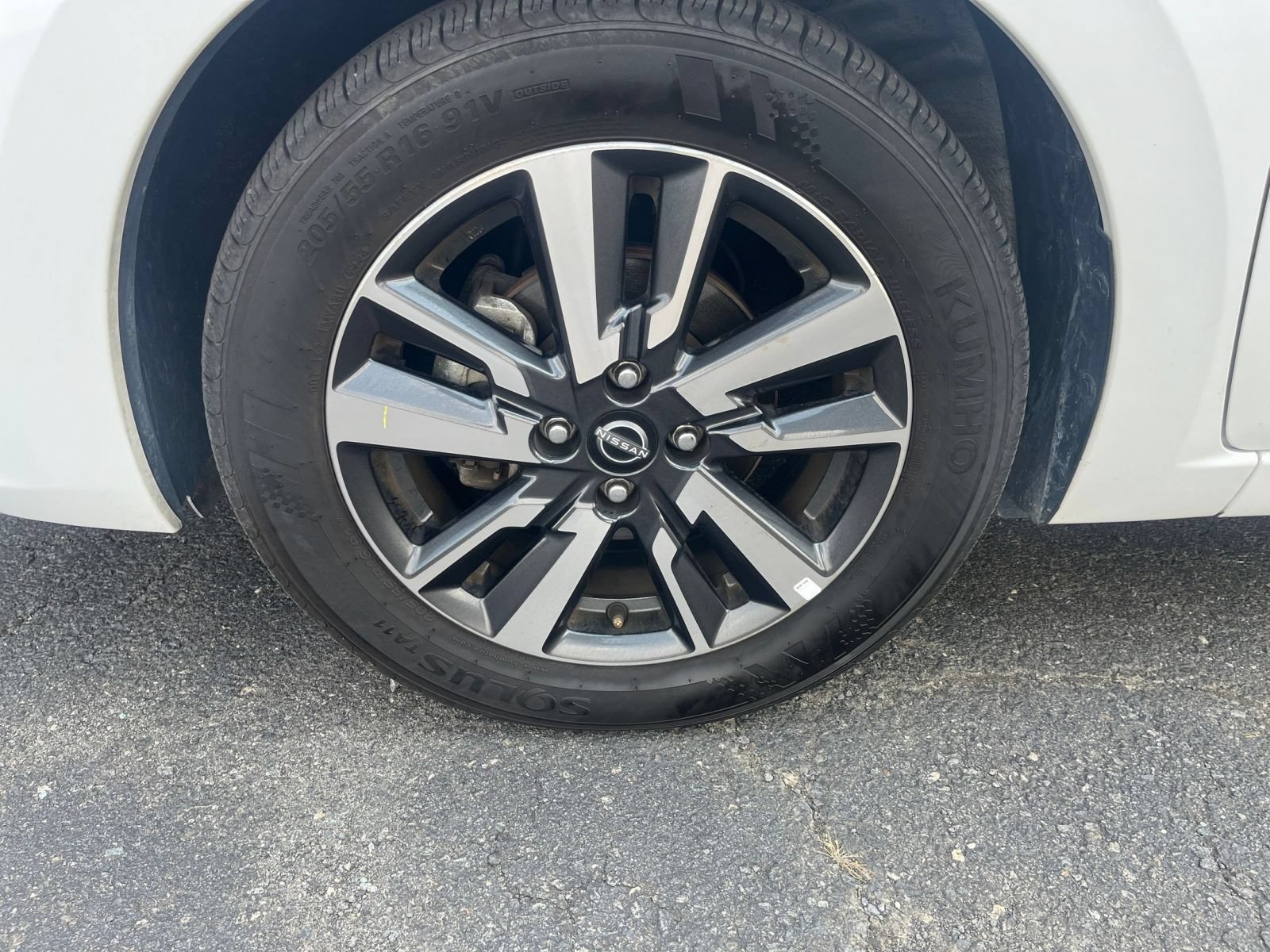 Thumbnail: 2025 Nissan Versa - 23