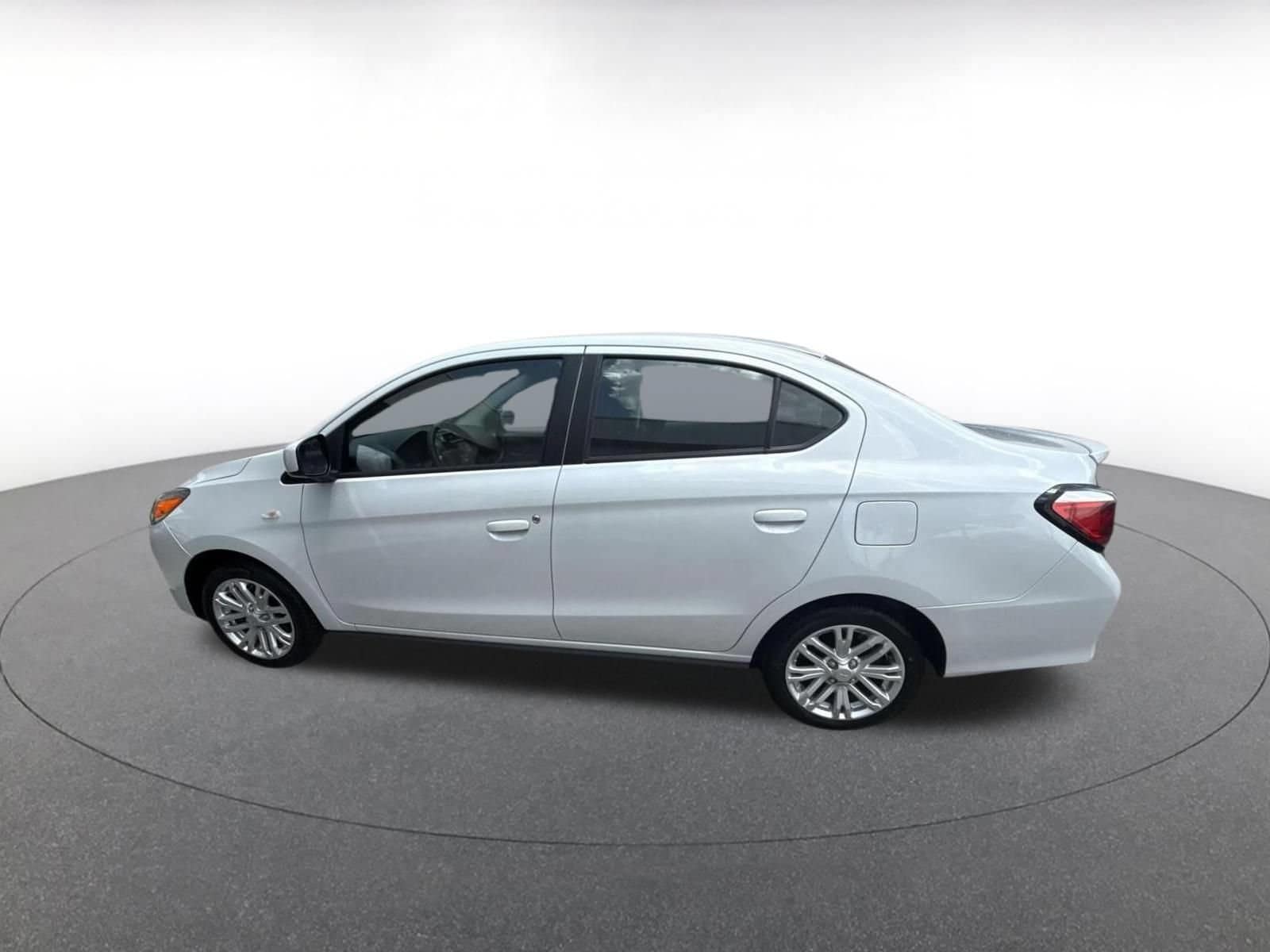 Thumbnail: 2024 Mitsubishi Mirage G4 - 11