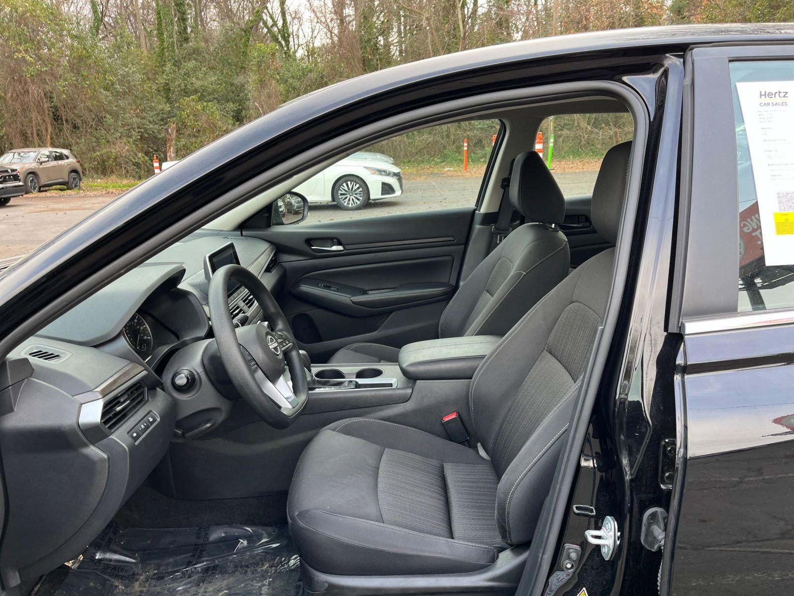 Thumbnail: 2025 Nissan Altima - 27