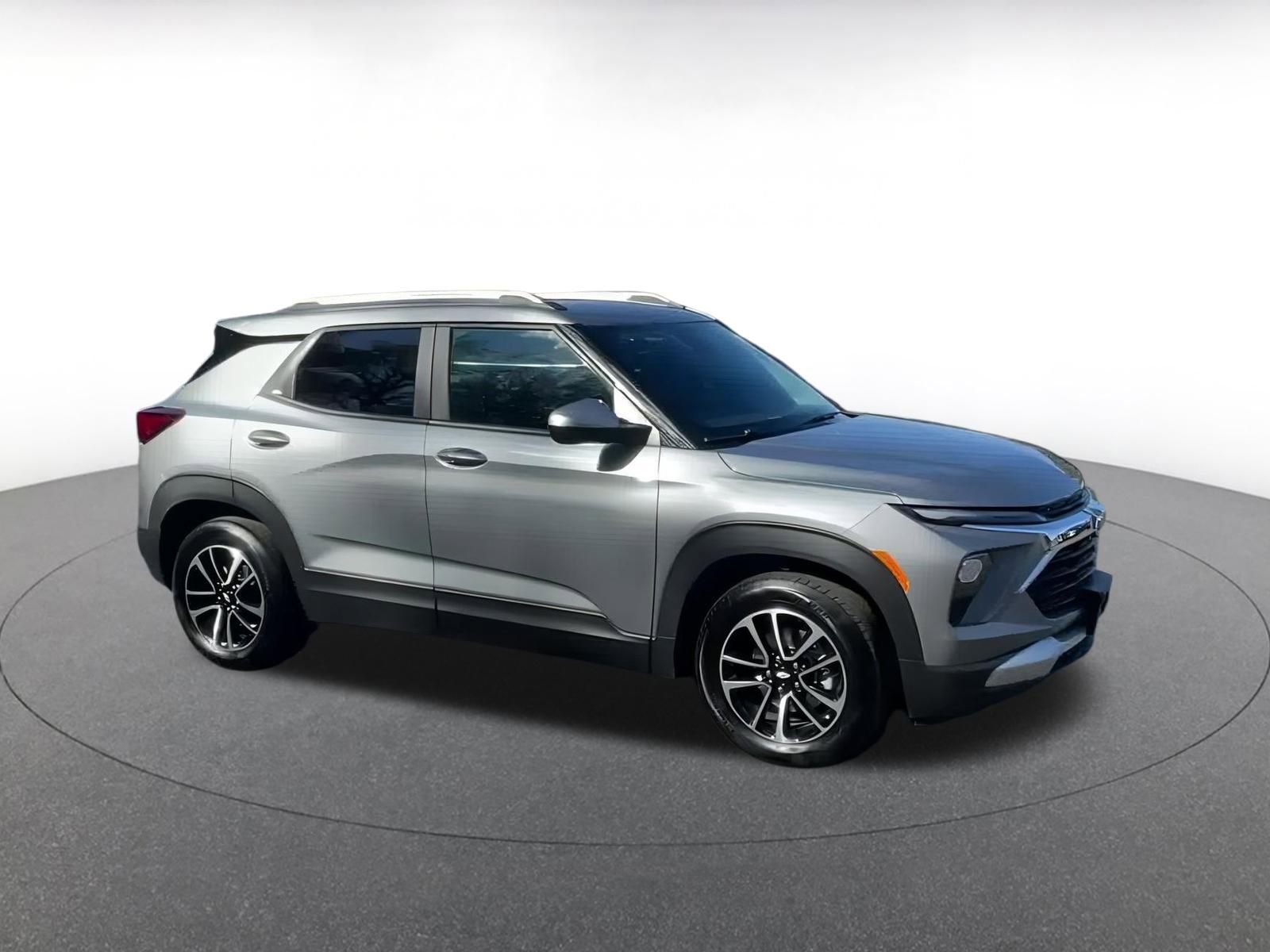 Thumbnail: 2025 Chevrolet TrailBlazer - 2