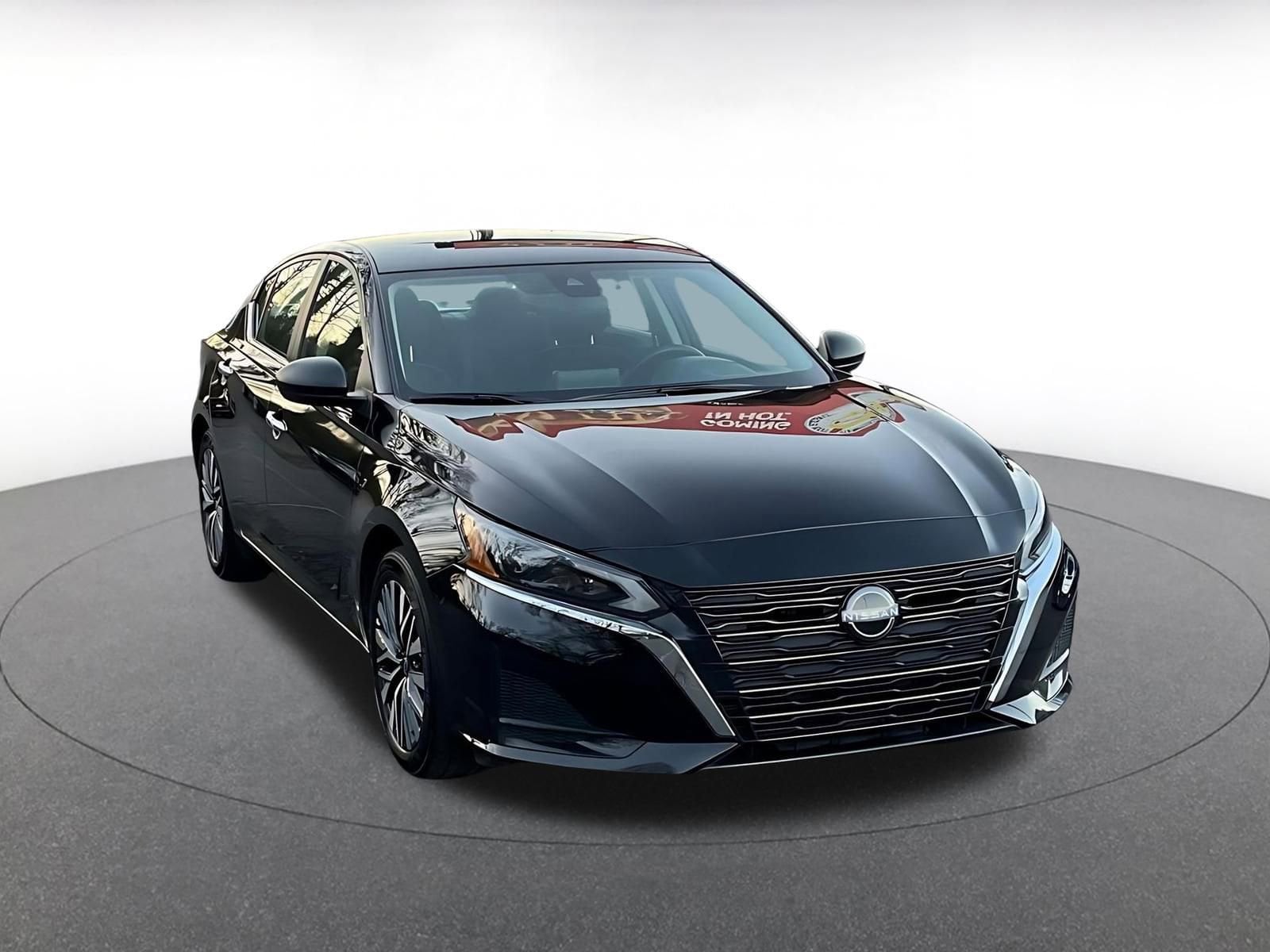 Thumbnail: 2025 Nissan Altima - 1