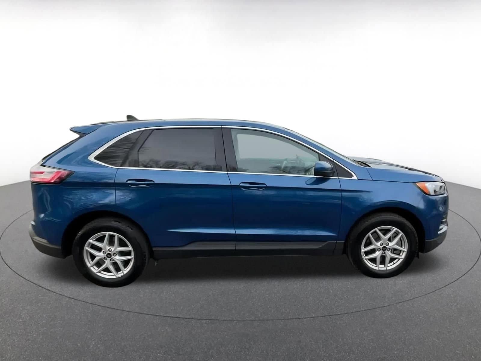 Thumbnail: 2024 Ford Edge - 16
