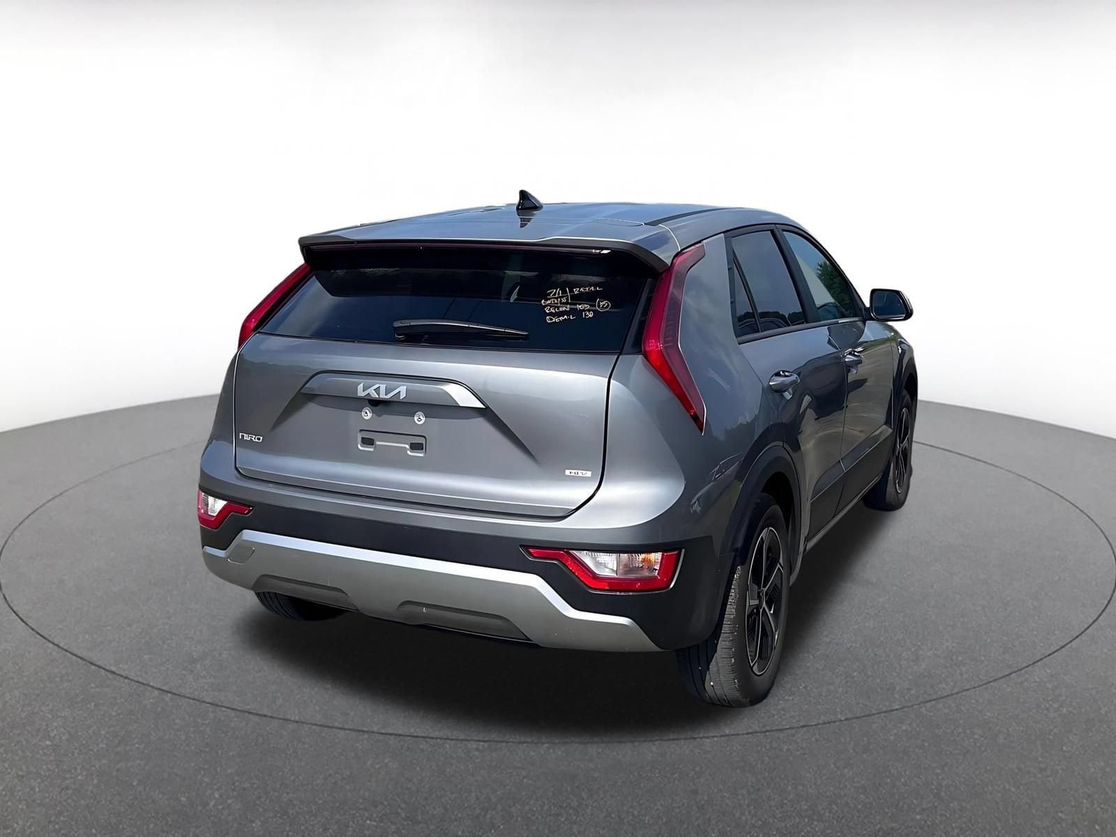 Thumbnail: 2026 Kia Niro - 14