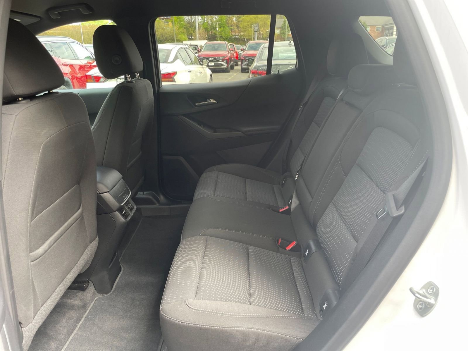 Thumbnail: 2025 Chevrolet Equinox - 24