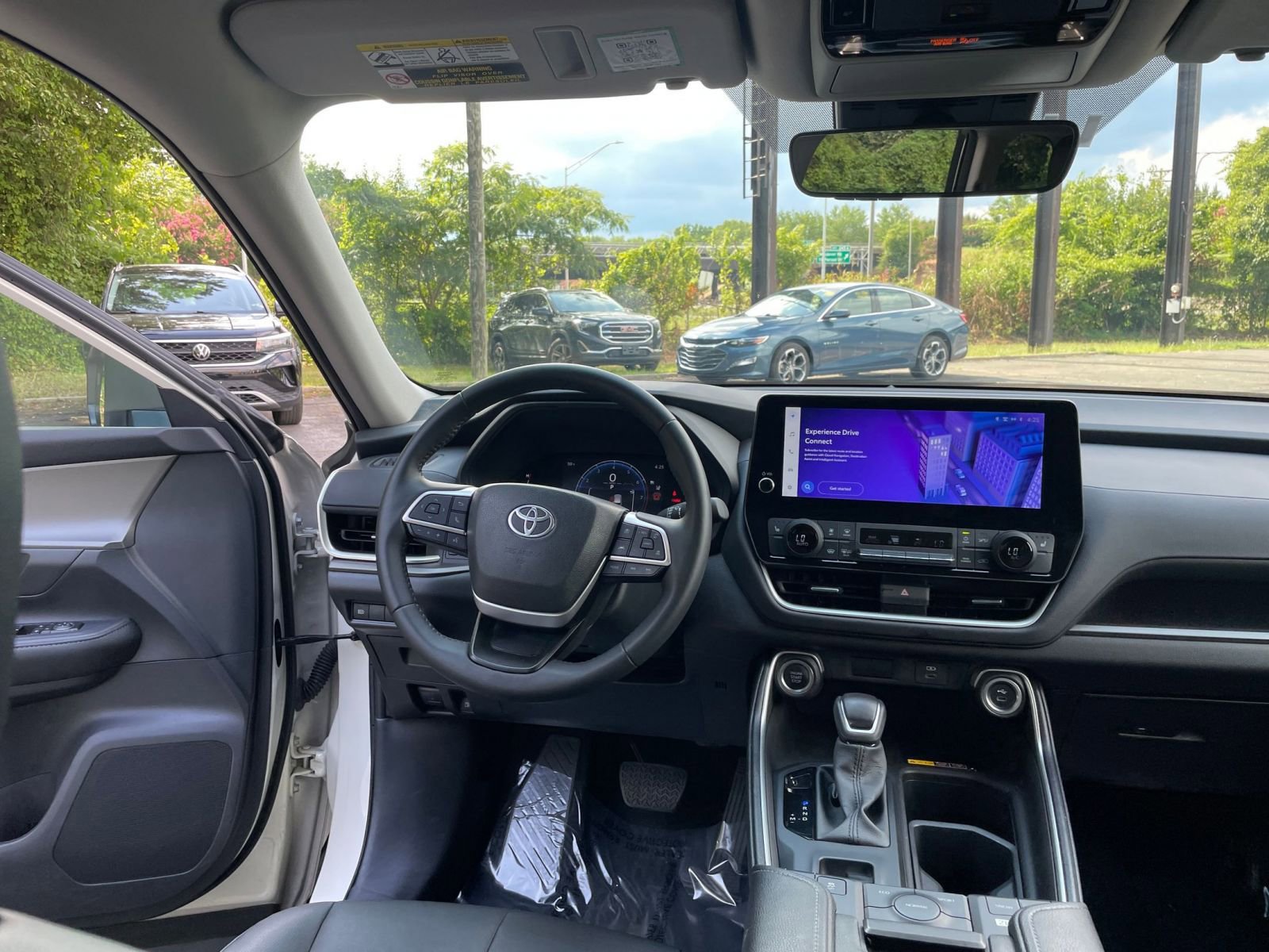 Thumbnail: 2024 Toyota Grand Highlander - 30