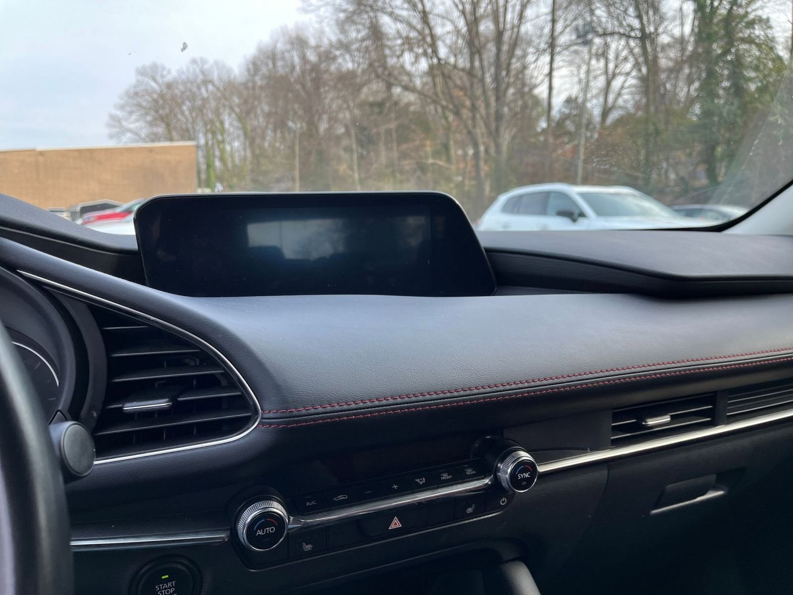 Thumbnail: 2025 Mazda Mazda3 - 17