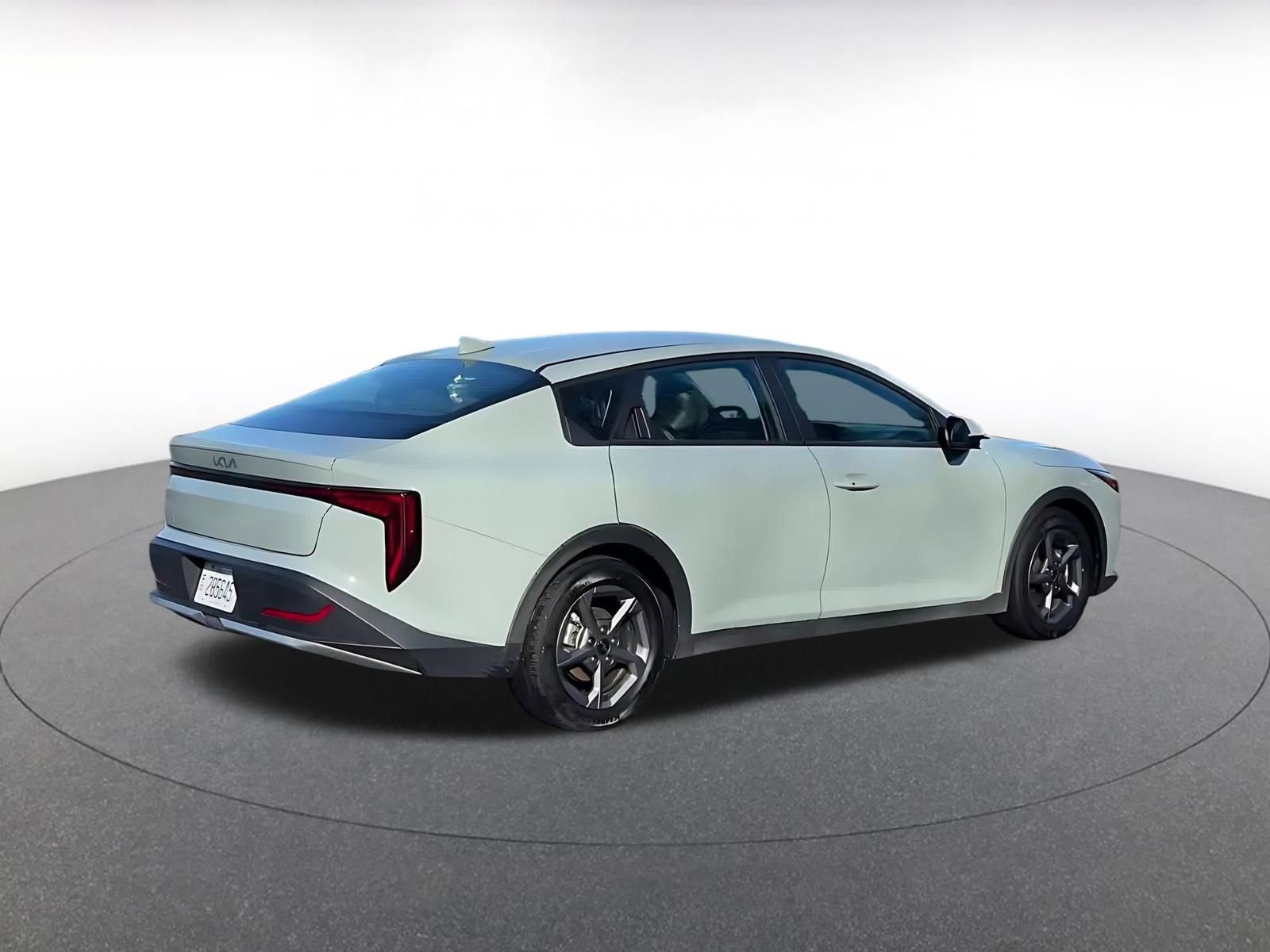 Thumbnail: 2025 Kia K4 - 15